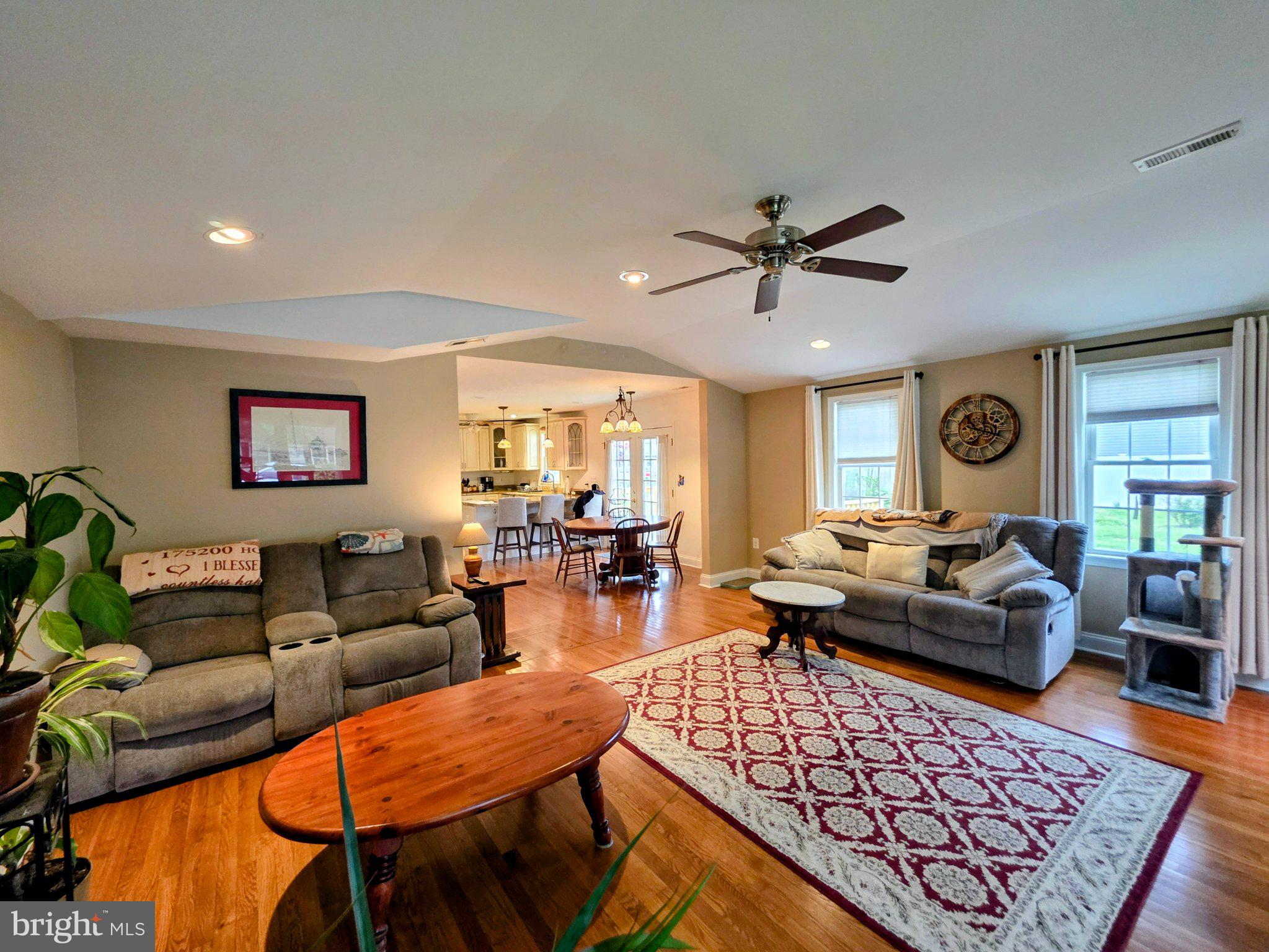 NORTH CHESAPEAKE BEACH - Residential