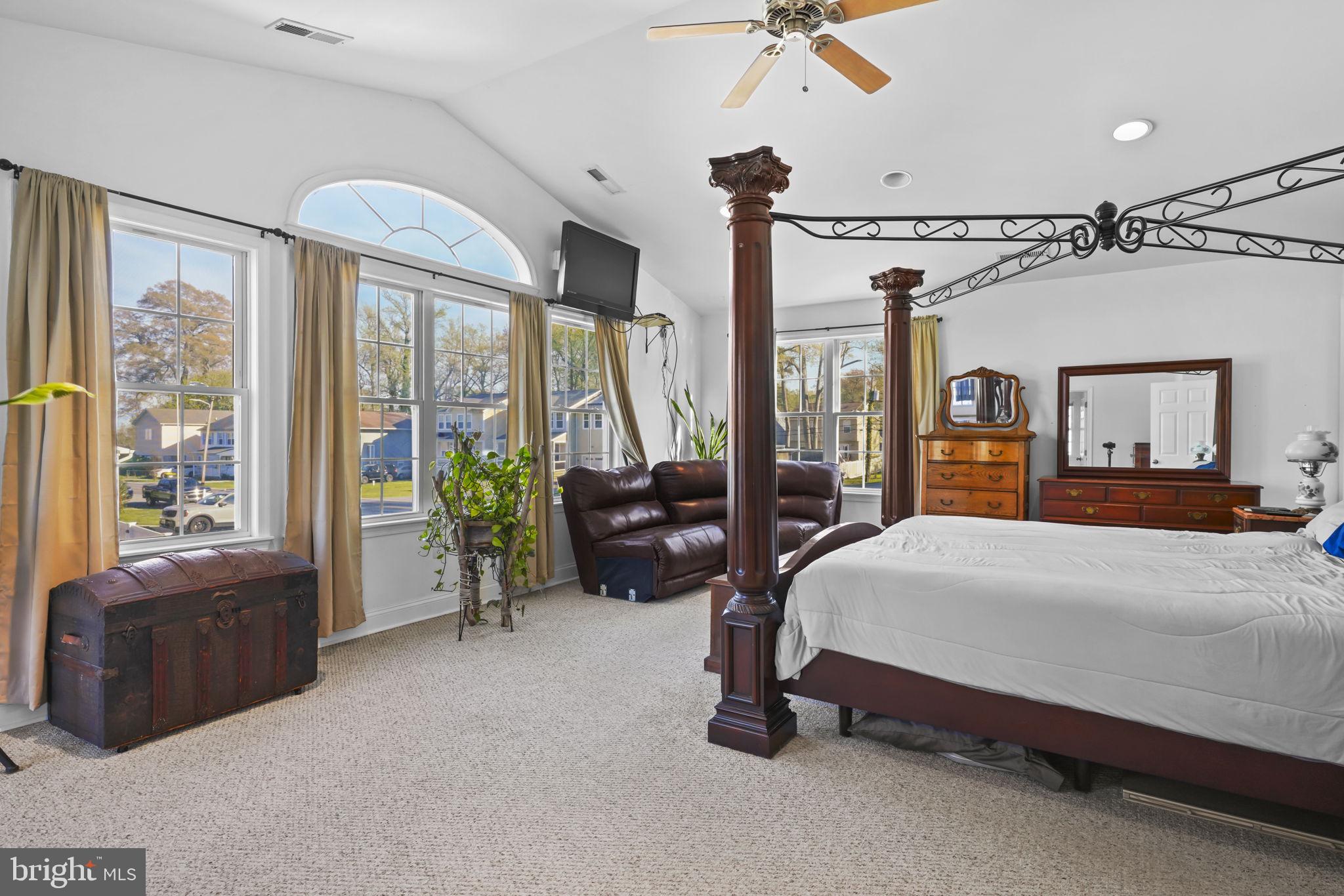 NORTH CHESAPEAKE BEACH - Residential