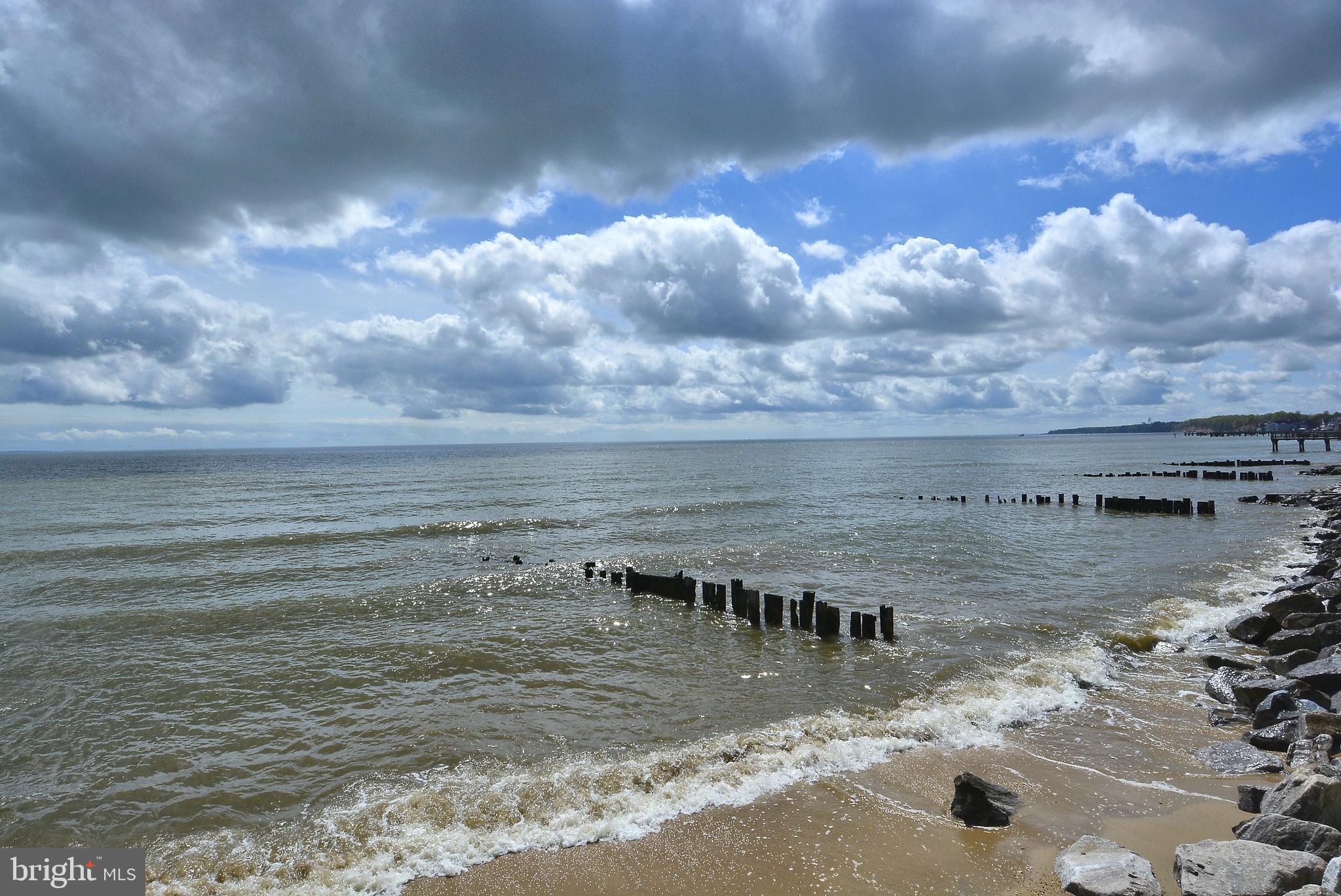 NORTH CHESAPEAKE BEACH - Residential