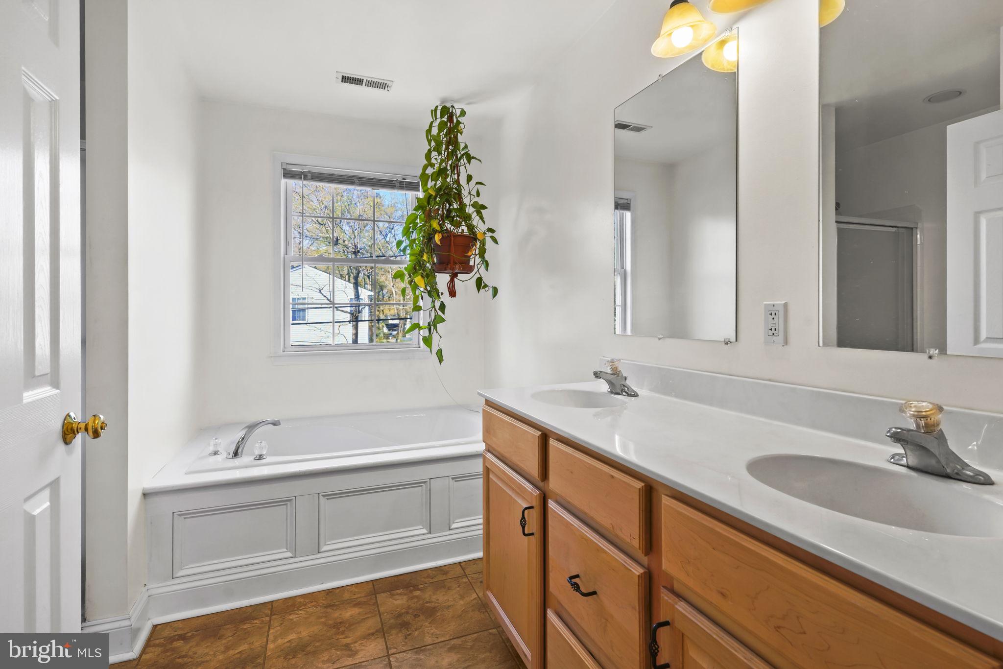 NORTH CHESAPEAKE BEACH - Residential