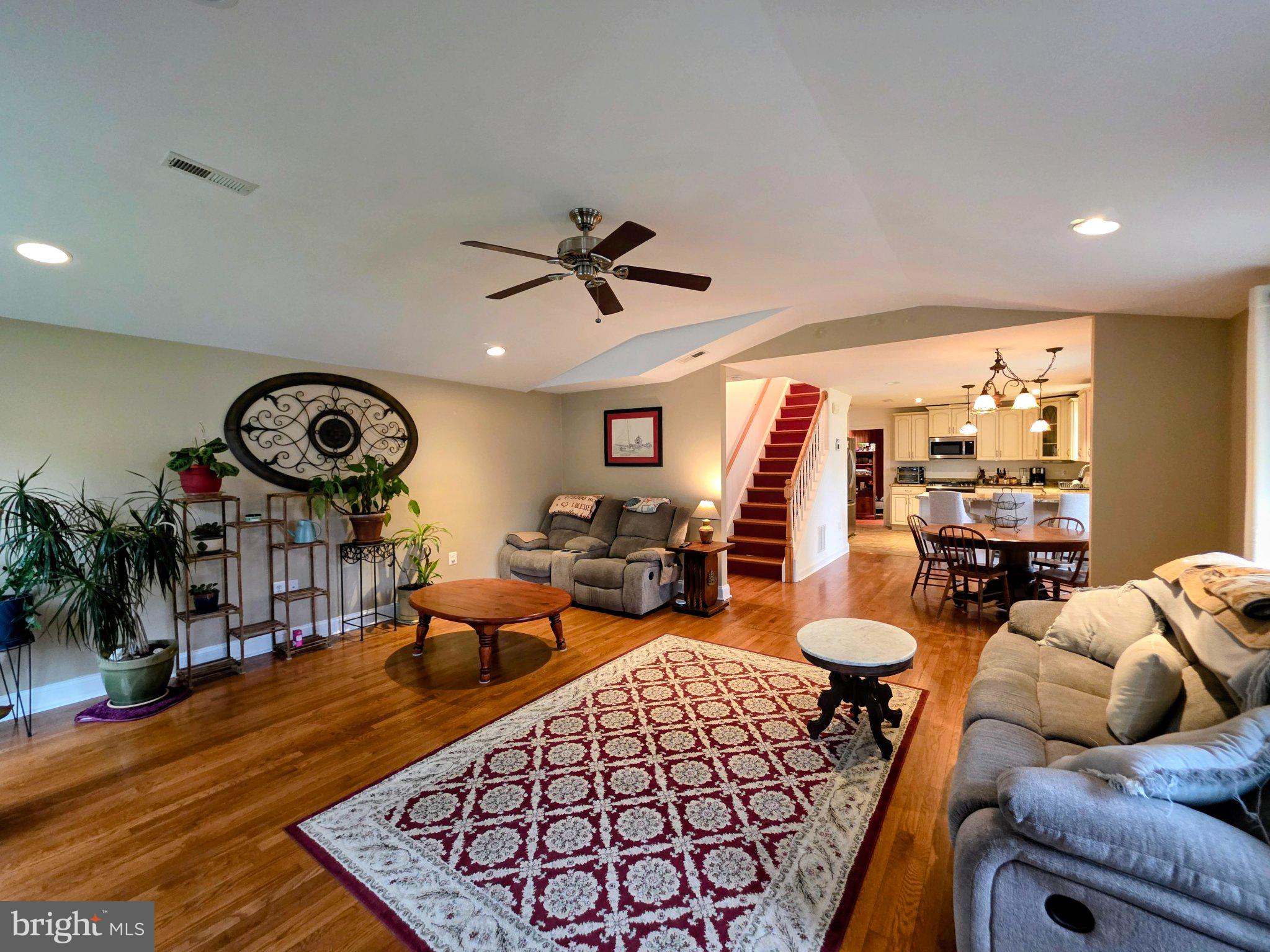 NORTH CHESAPEAKE BEACH - Residential