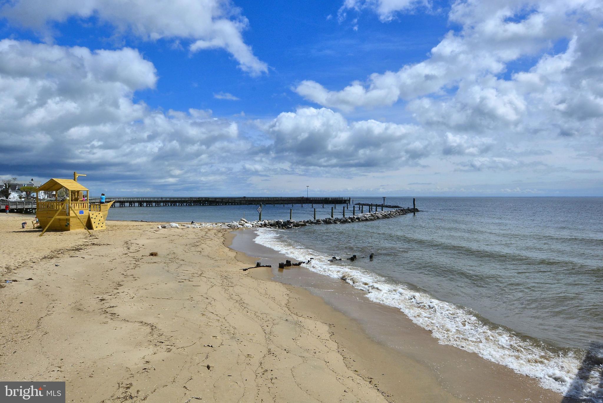 NORTH CHESAPEAKE BEACH - Residential