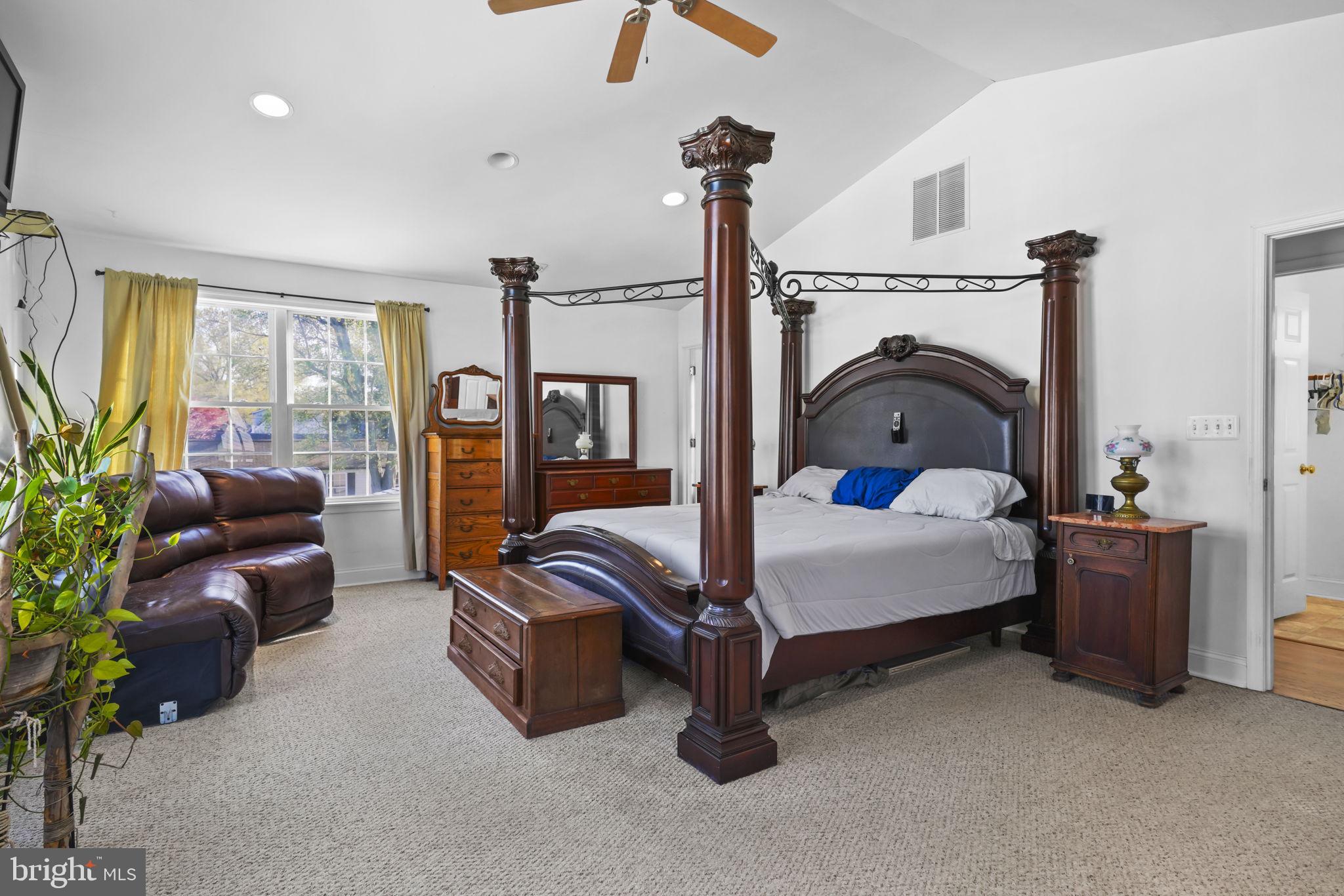 NORTH CHESAPEAKE BEACH - Residential