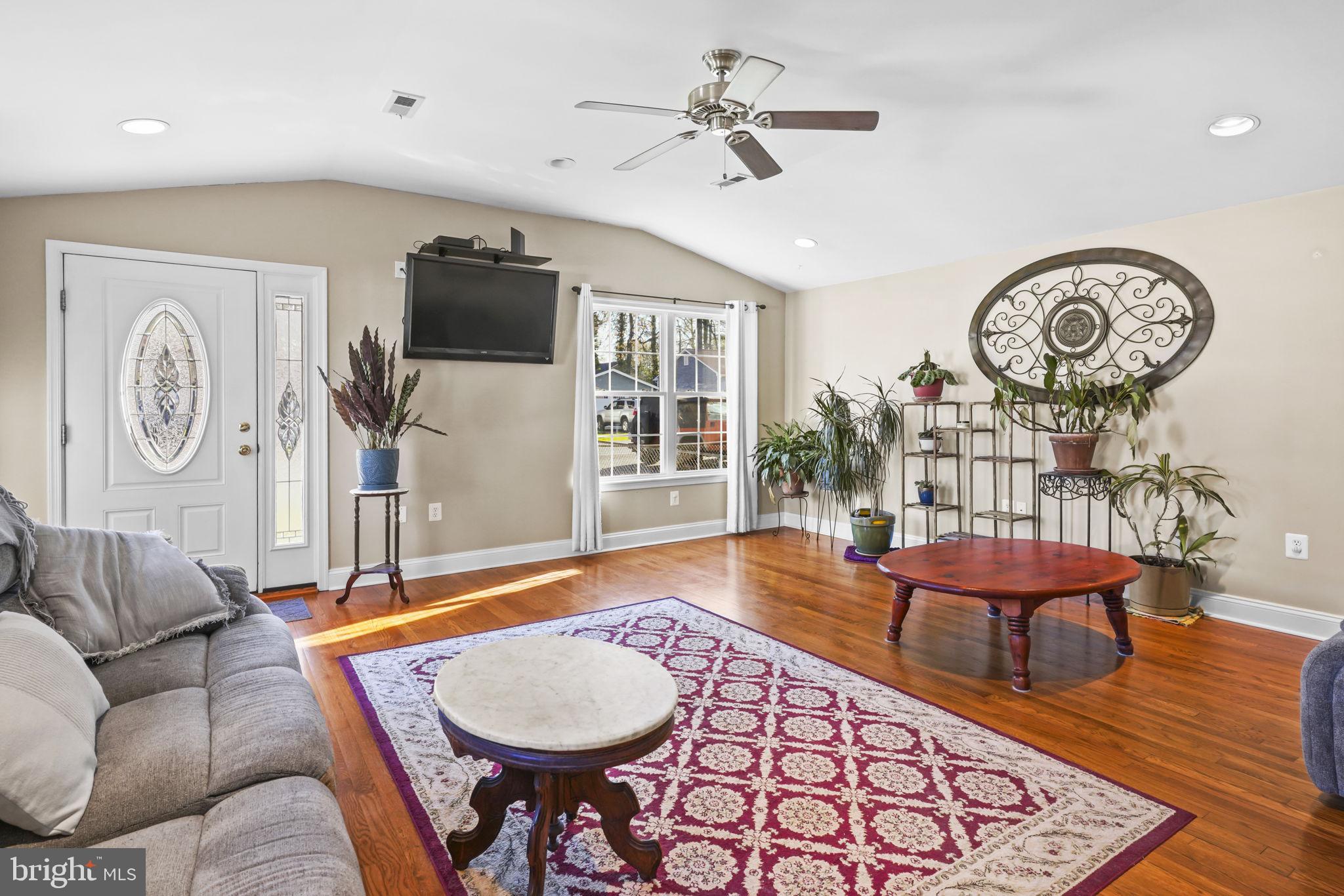 NORTH CHESAPEAKE BEACH - Residential