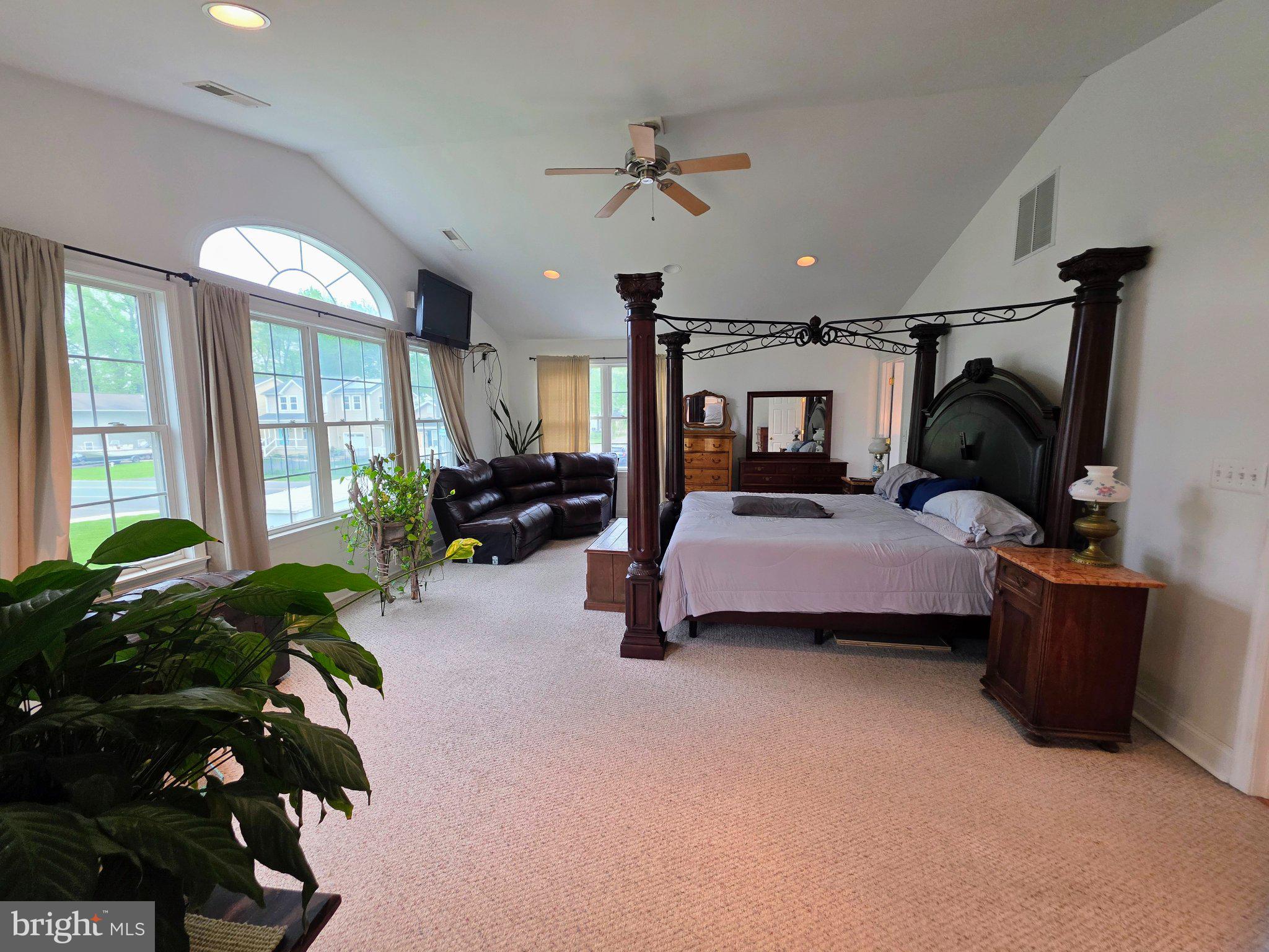 NORTH CHESAPEAKE BEACH - Residential