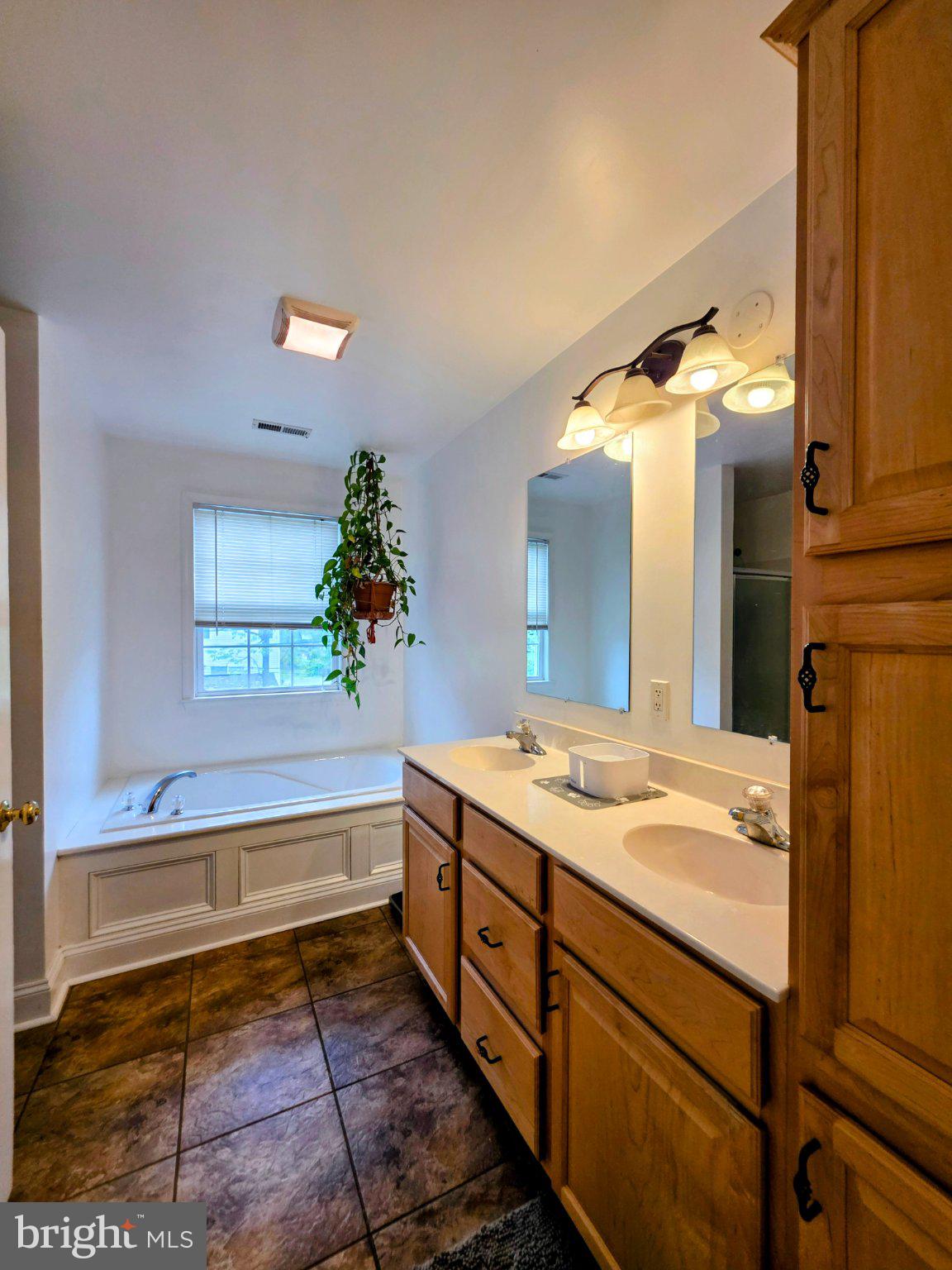 NORTH CHESAPEAKE BEACH - Residential