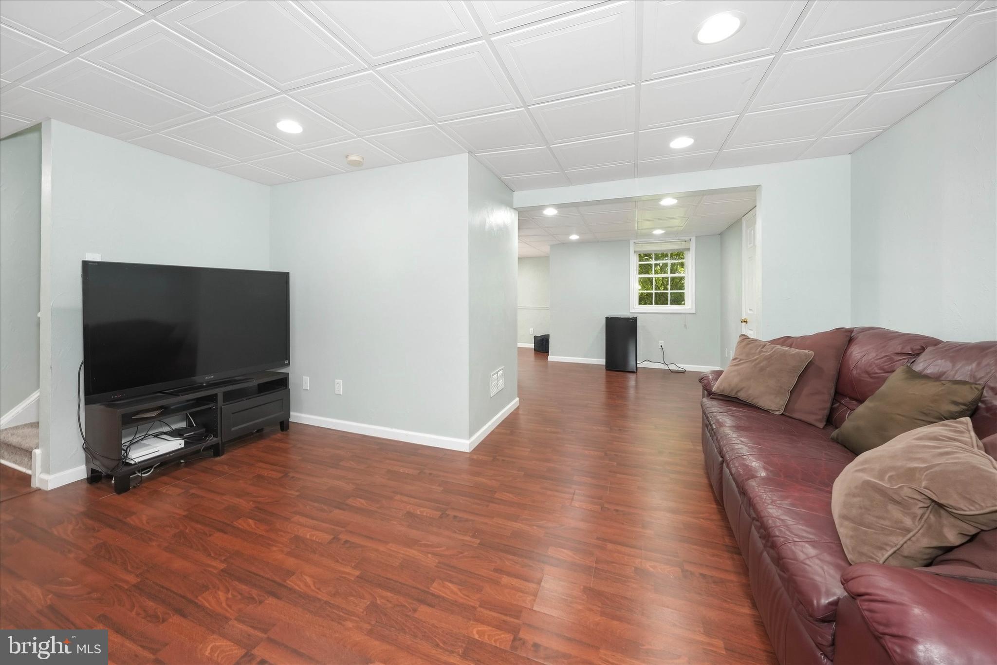 MENDENHALL AT TWIN - Residential