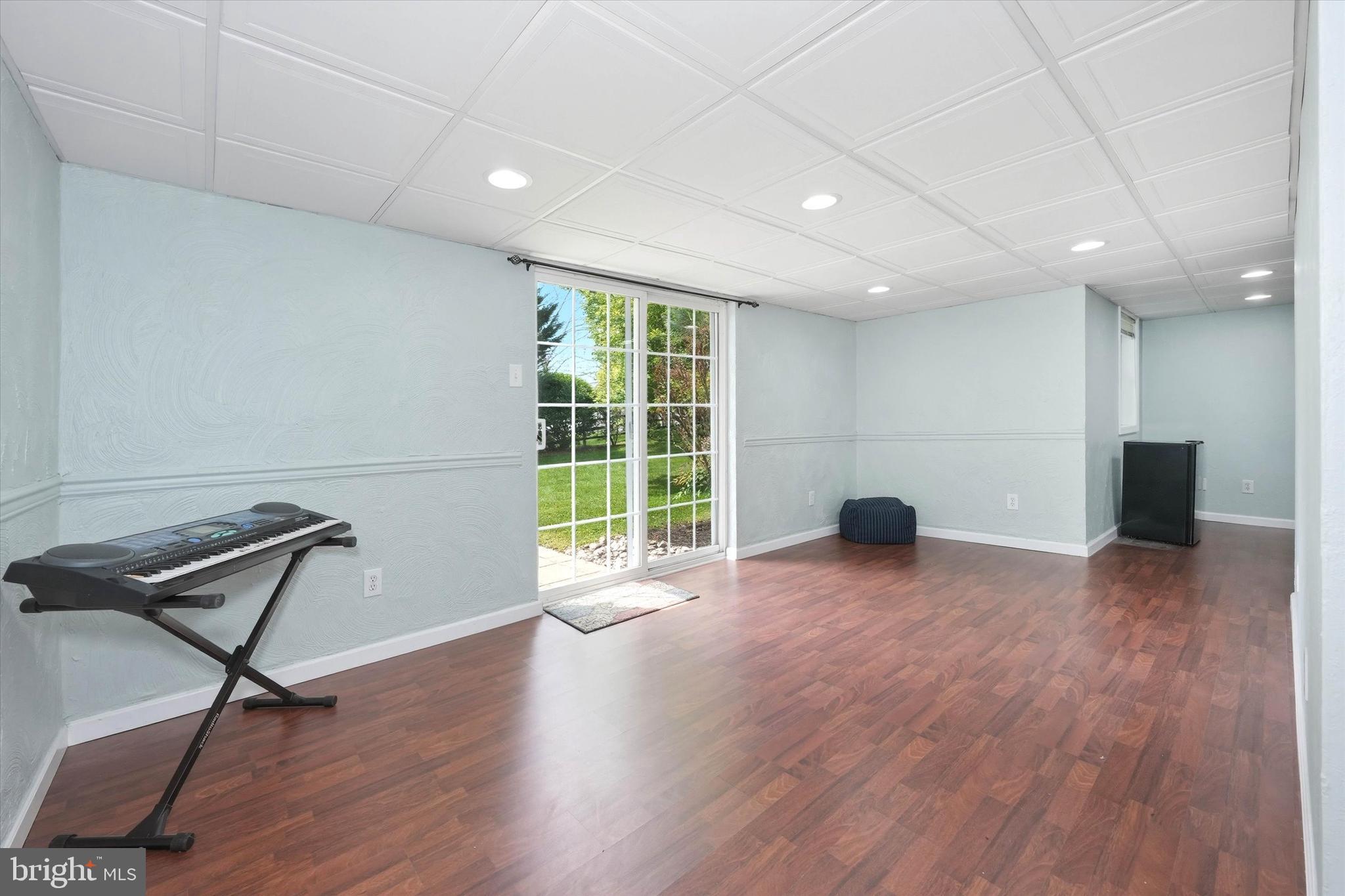 MENDENHALL AT TWIN - Residential