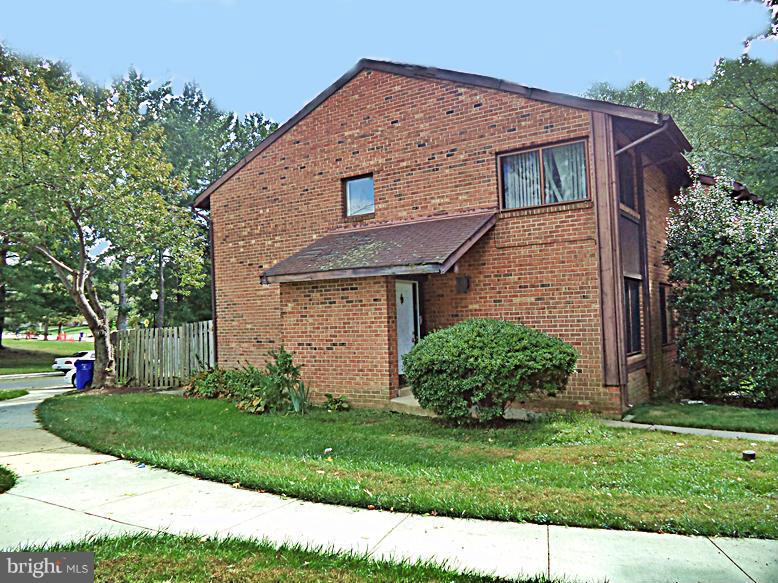 VILLAGE OF OAKLAND MILLS - Residential