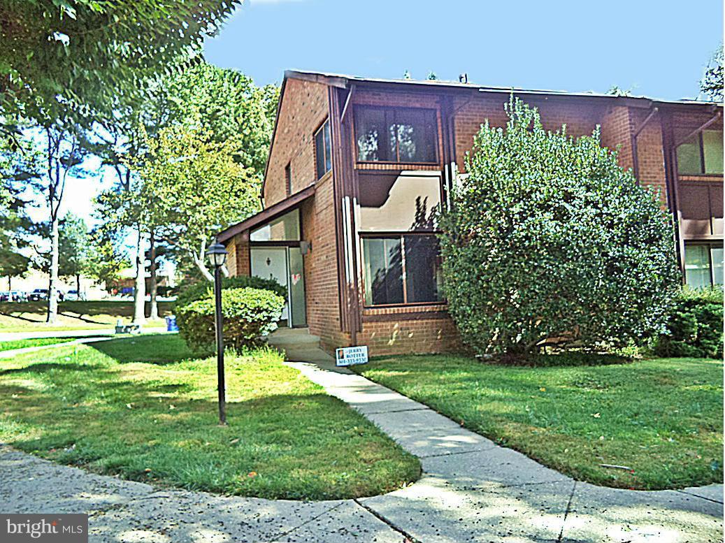 VILLAGE OF OAKLAND MILLS - Residential