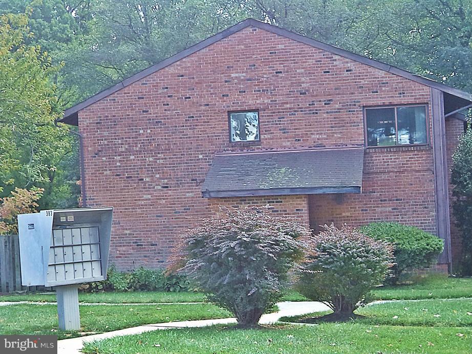 VILLAGE OF OAKLAND MILLS - Residential