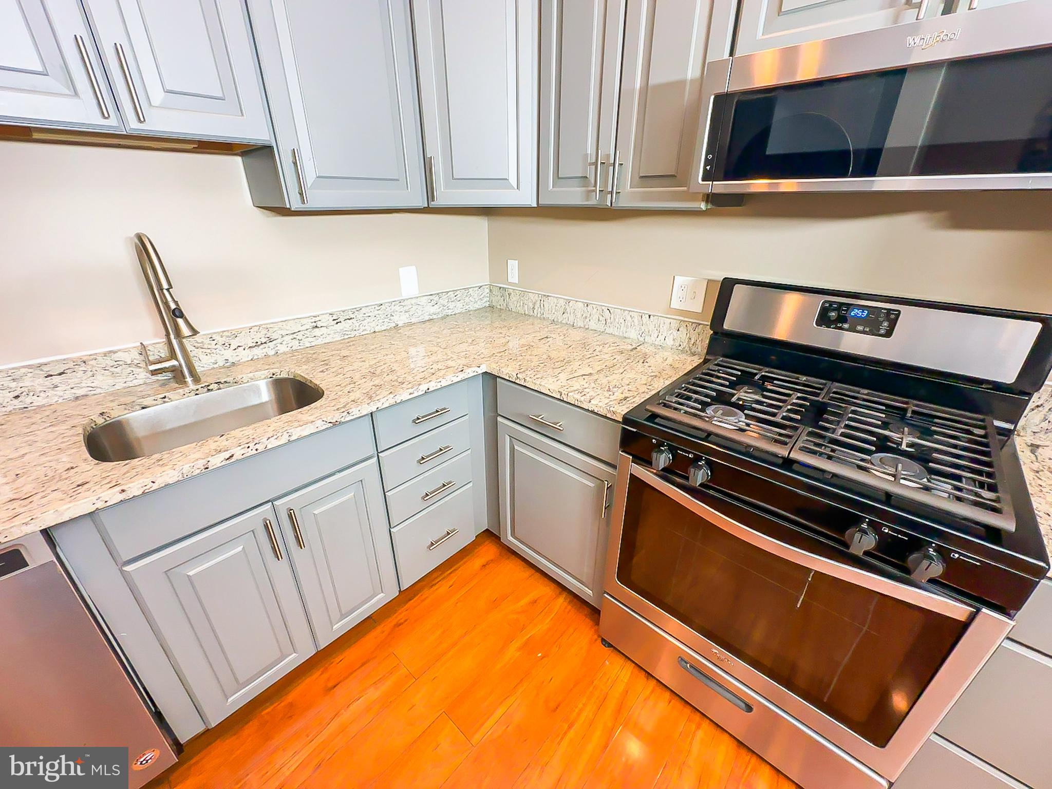 6 MONROE STREET 6-301