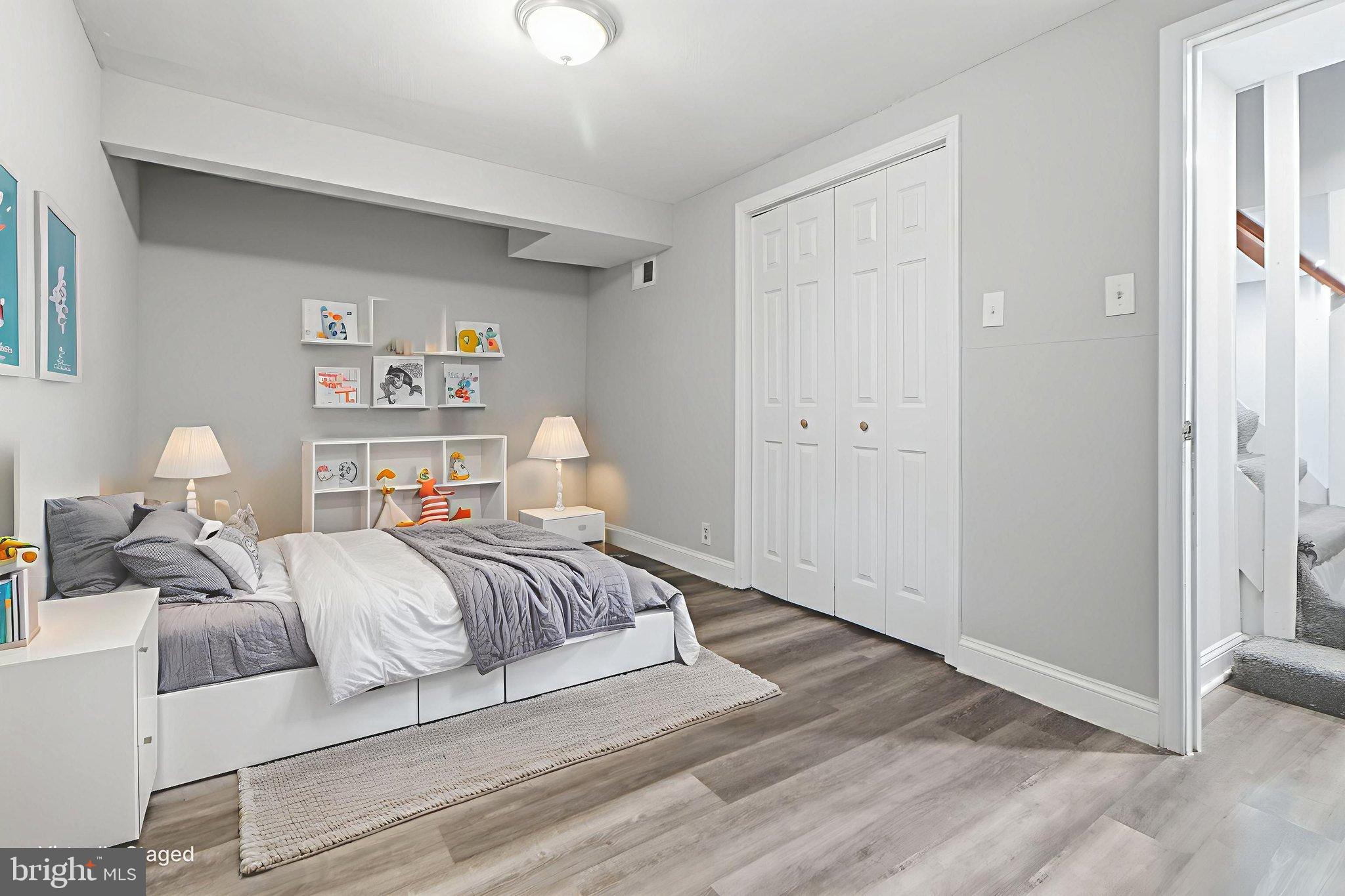 WINDSOR TERRACE - Residential