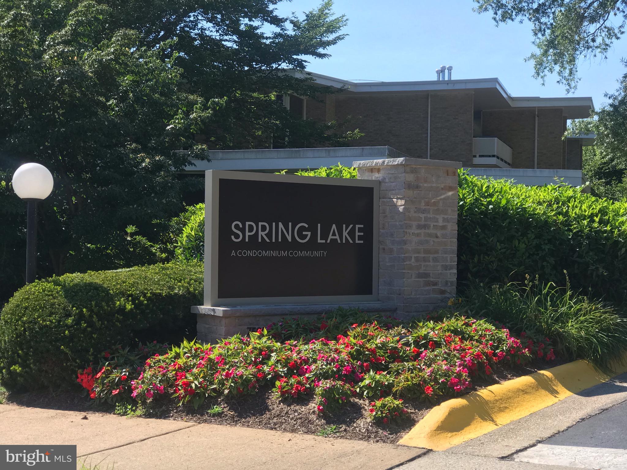 SPRING LAKE - Residential Lease