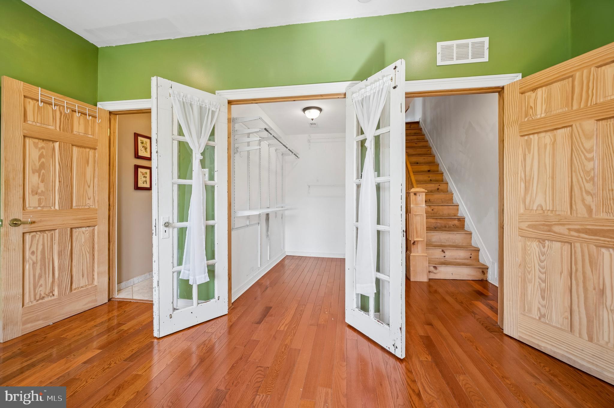 GERMANTOWN - Residential