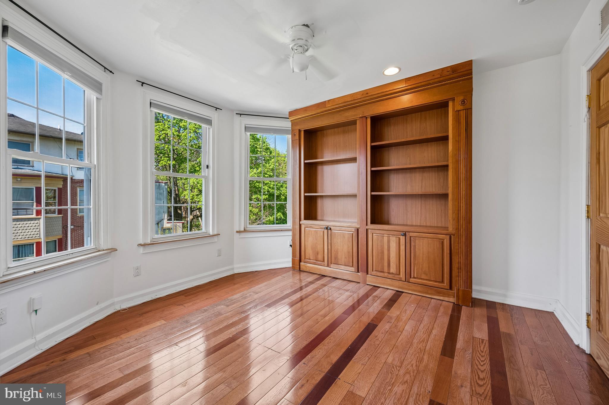 GERMANTOWN - Residential