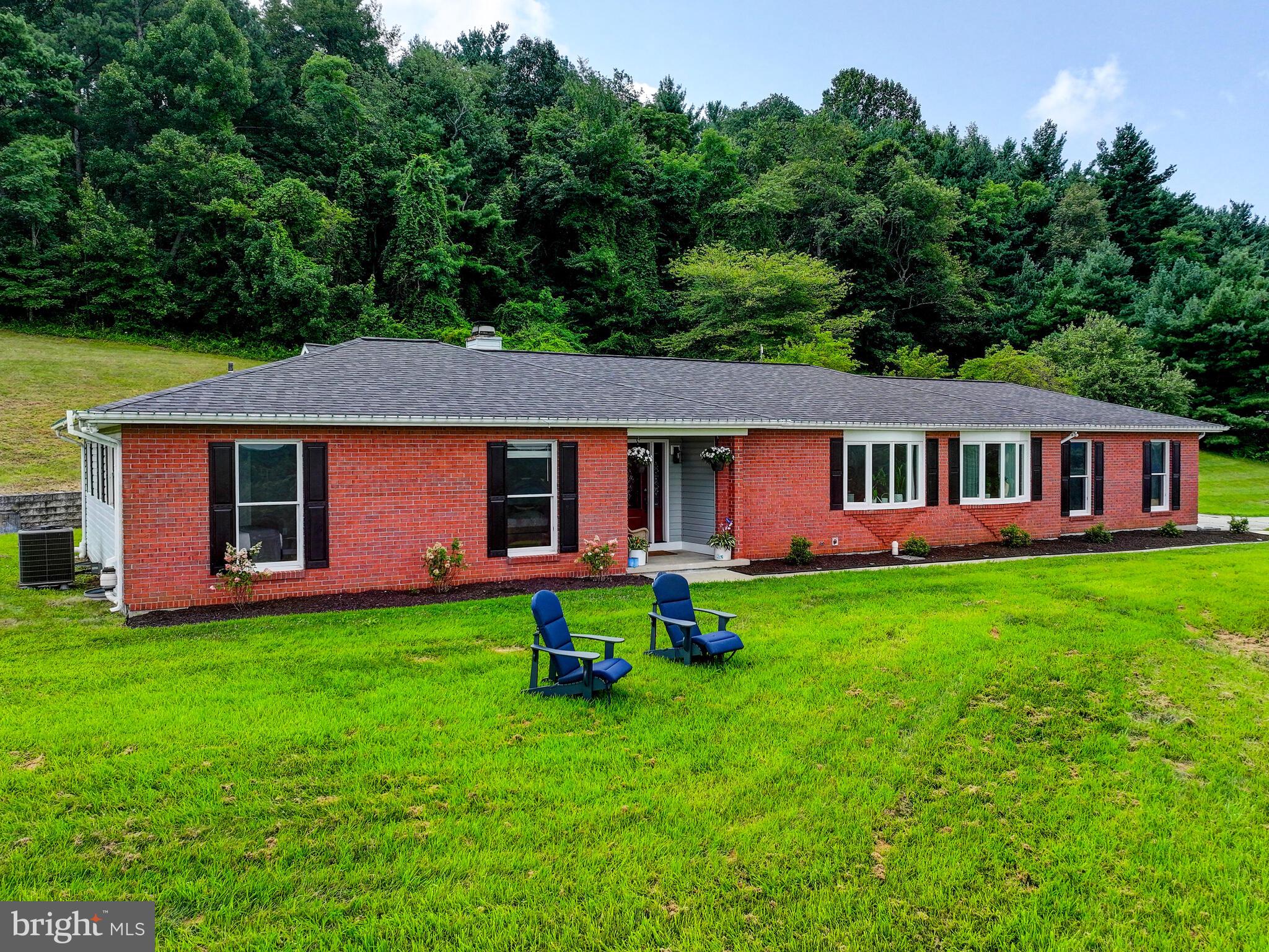 3799 BROTHERS DELIGHT DRIVE