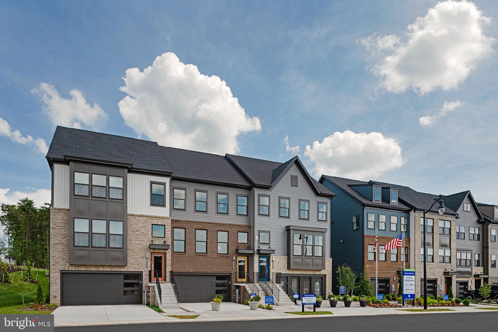 TANYARD SHORES - Residential