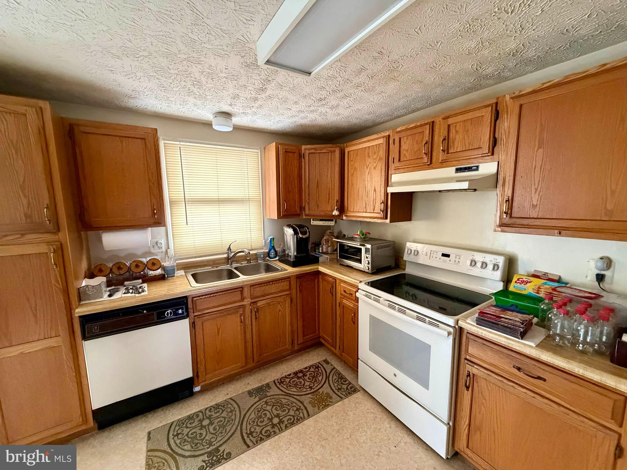 ROYAL EXCHANGE - Residential