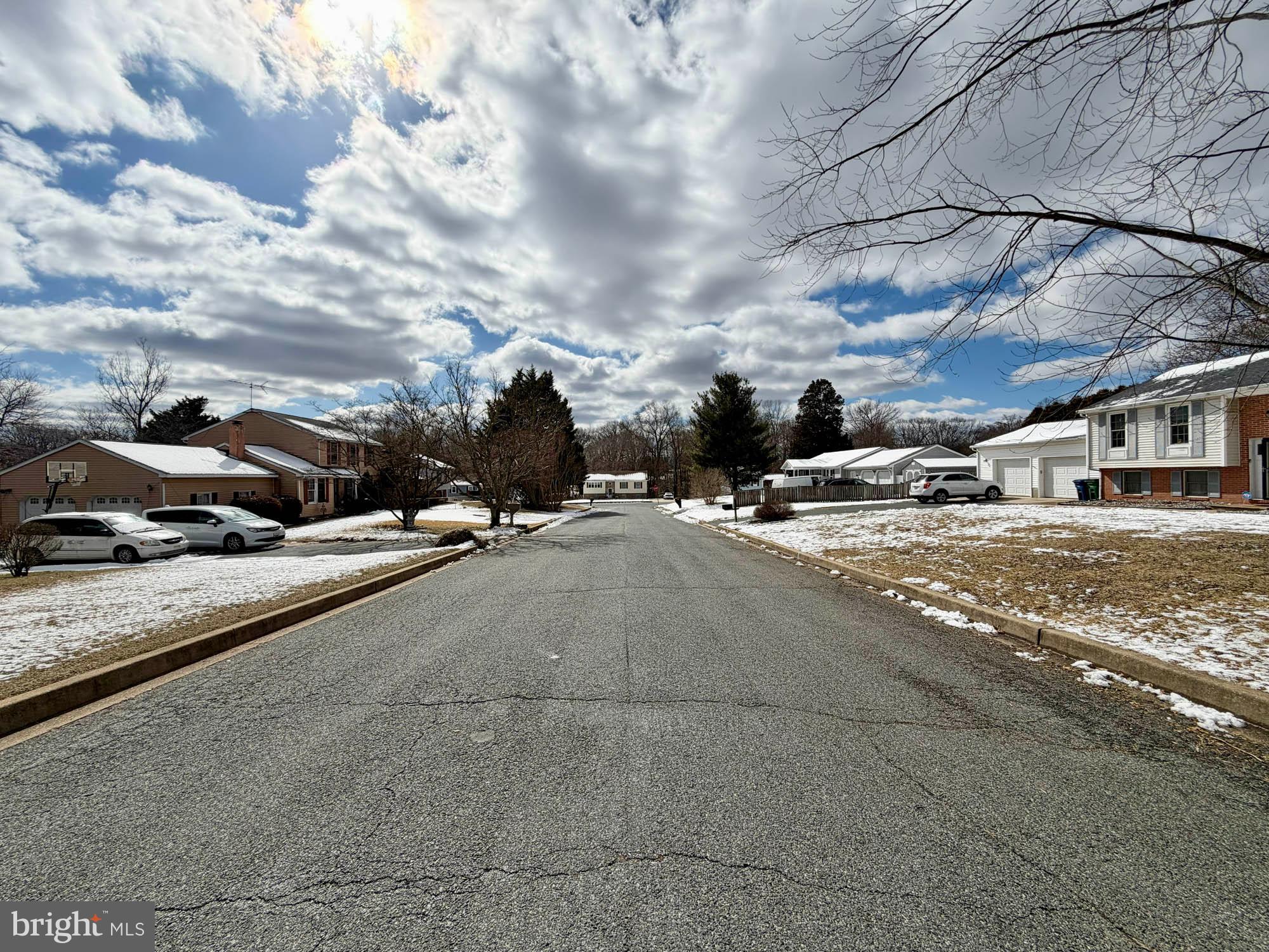 ROYAL EXCHANGE - Residential