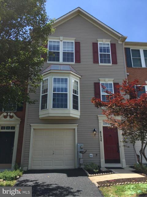 3 bedroom 2 and a half bath townhome with 1-car garage in Spring Ridge! Well maintained and freshly updated! Move in ready! Owner will accept pets.