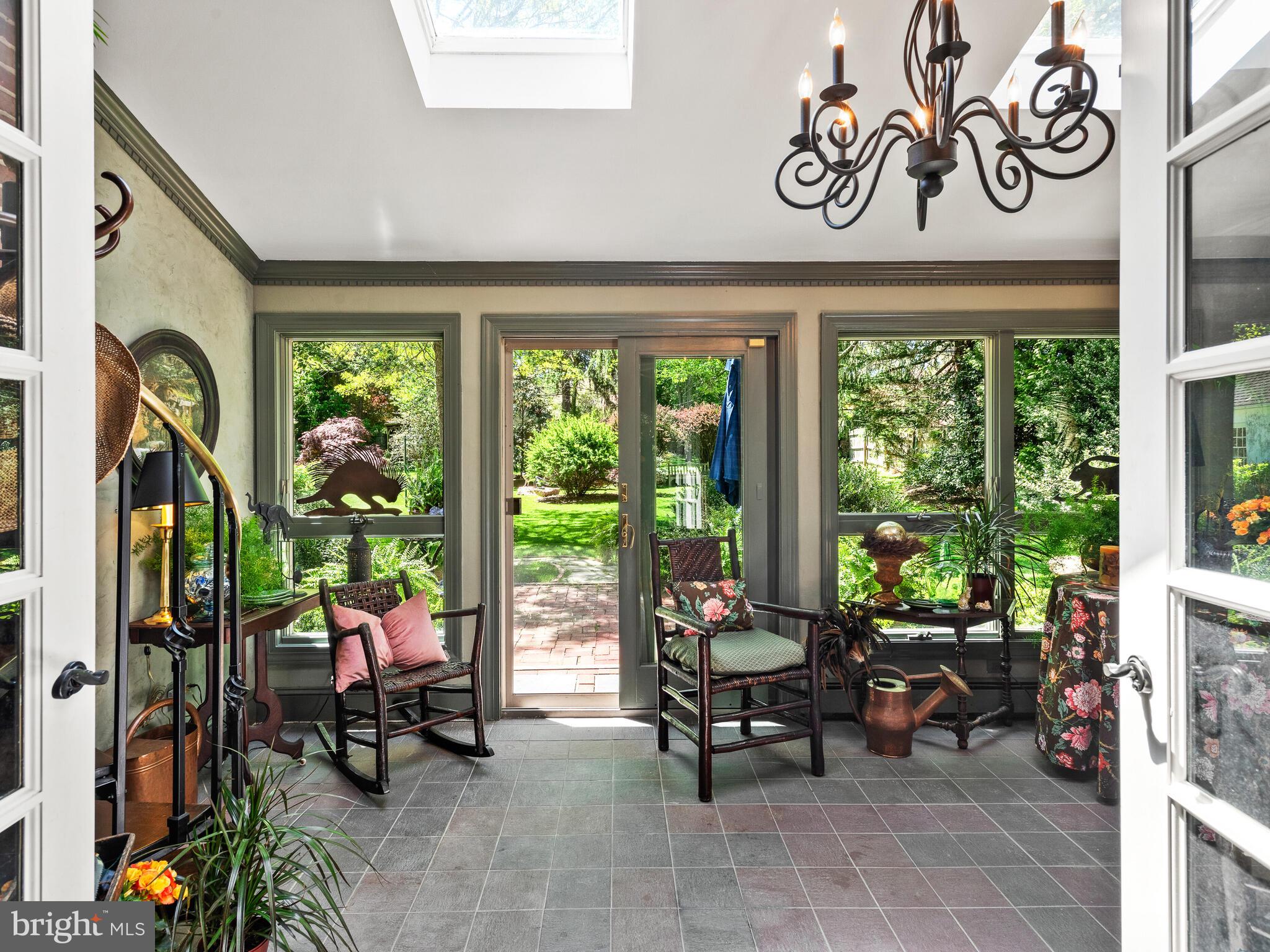 HAMORTON VILLAGE - Residential