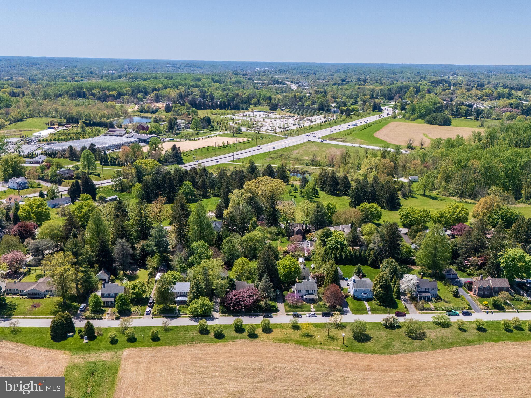 HAMORTON VILLAGE - Residential