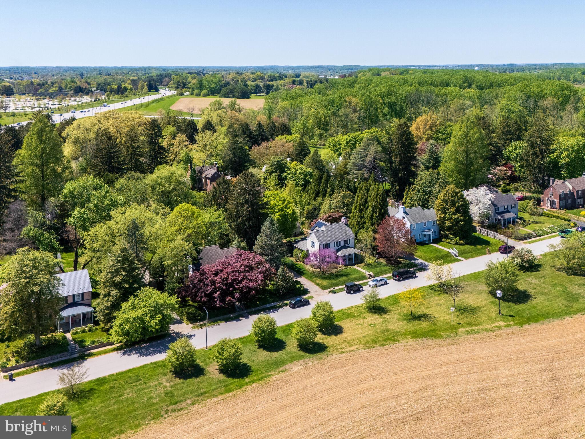 HAMORTON VILLAGE - Residential