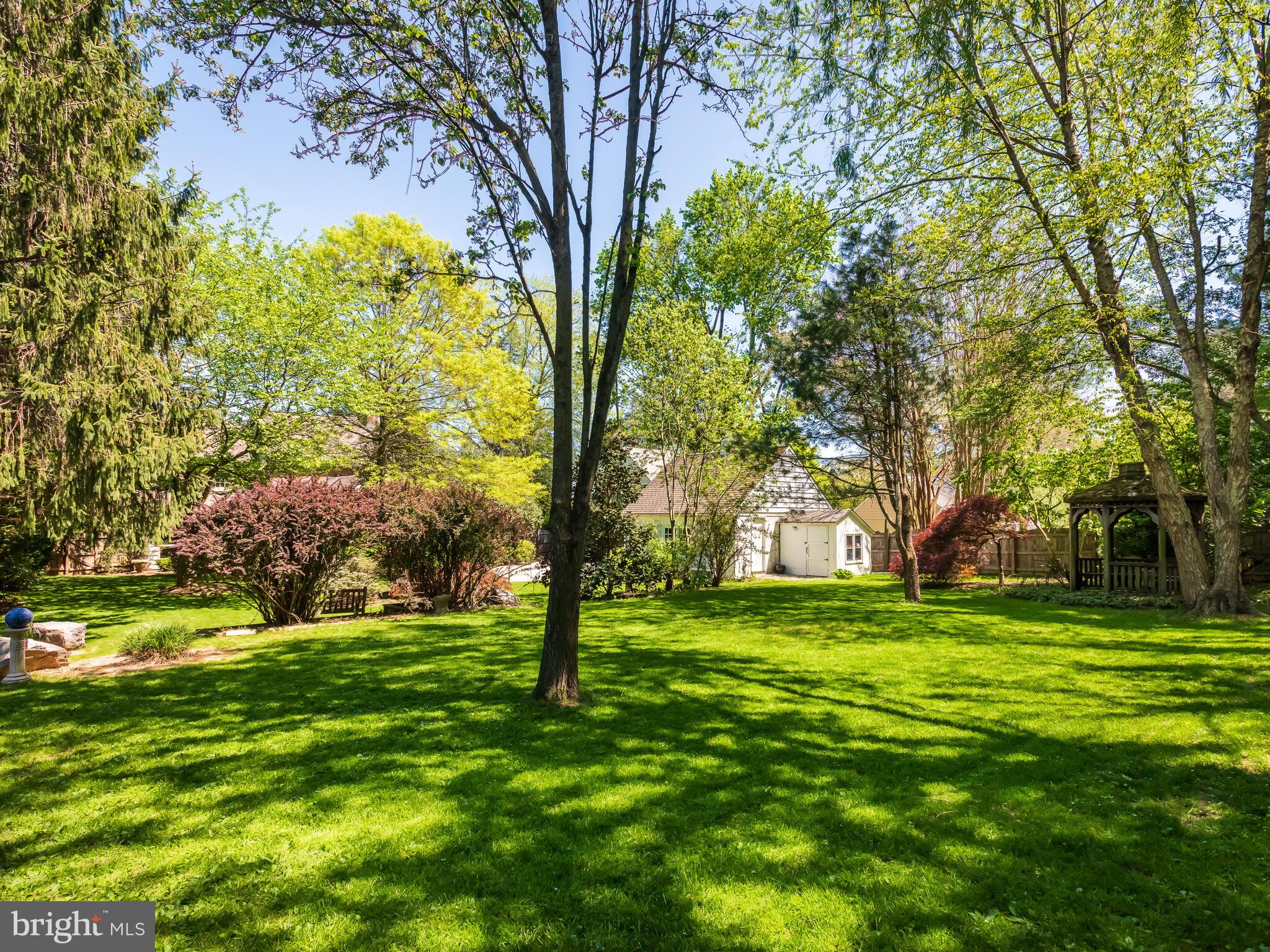 HAMORTON VILLAGE - Residential