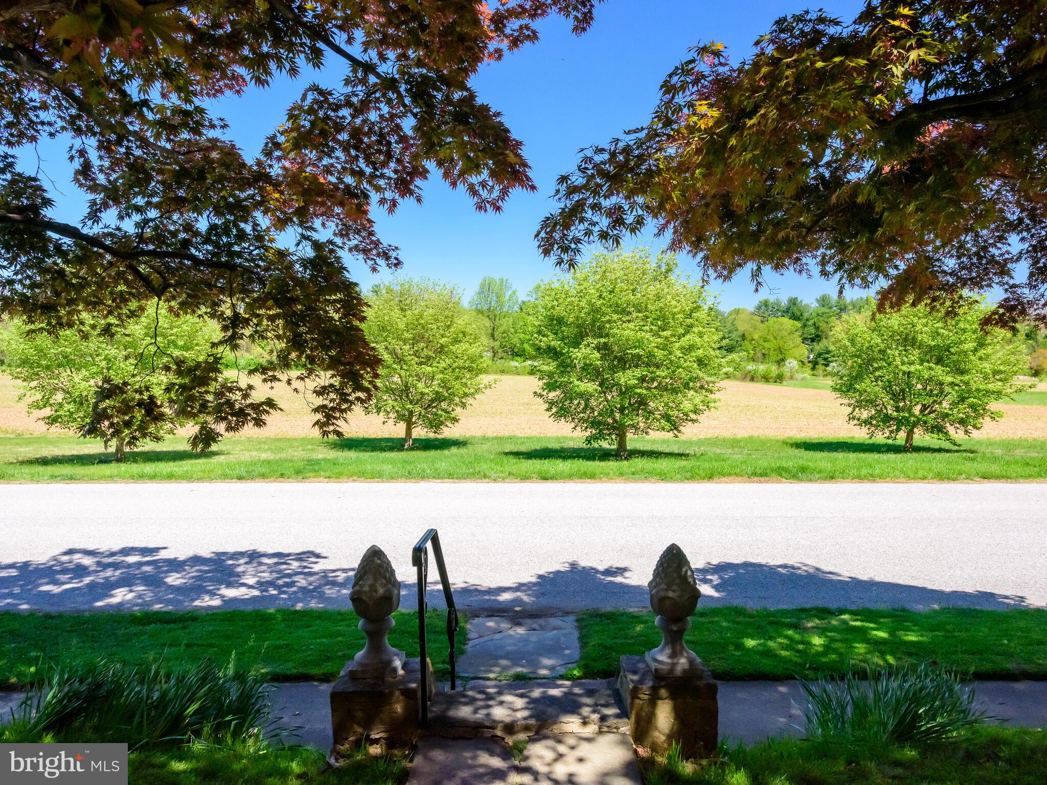 HAMORTON VILLAGE - Residential