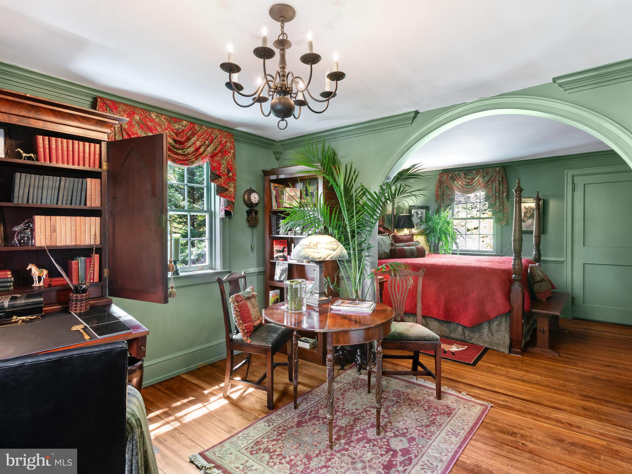 HAMORTON VILLAGE - Residential