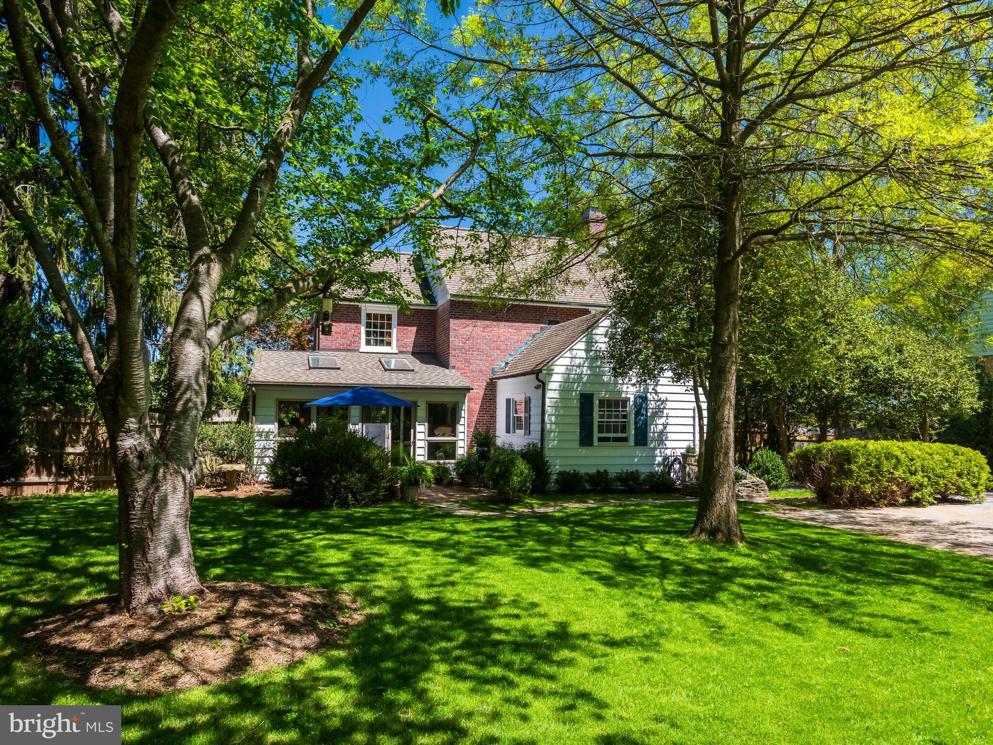 HAMORTON VILLAGE - Residential