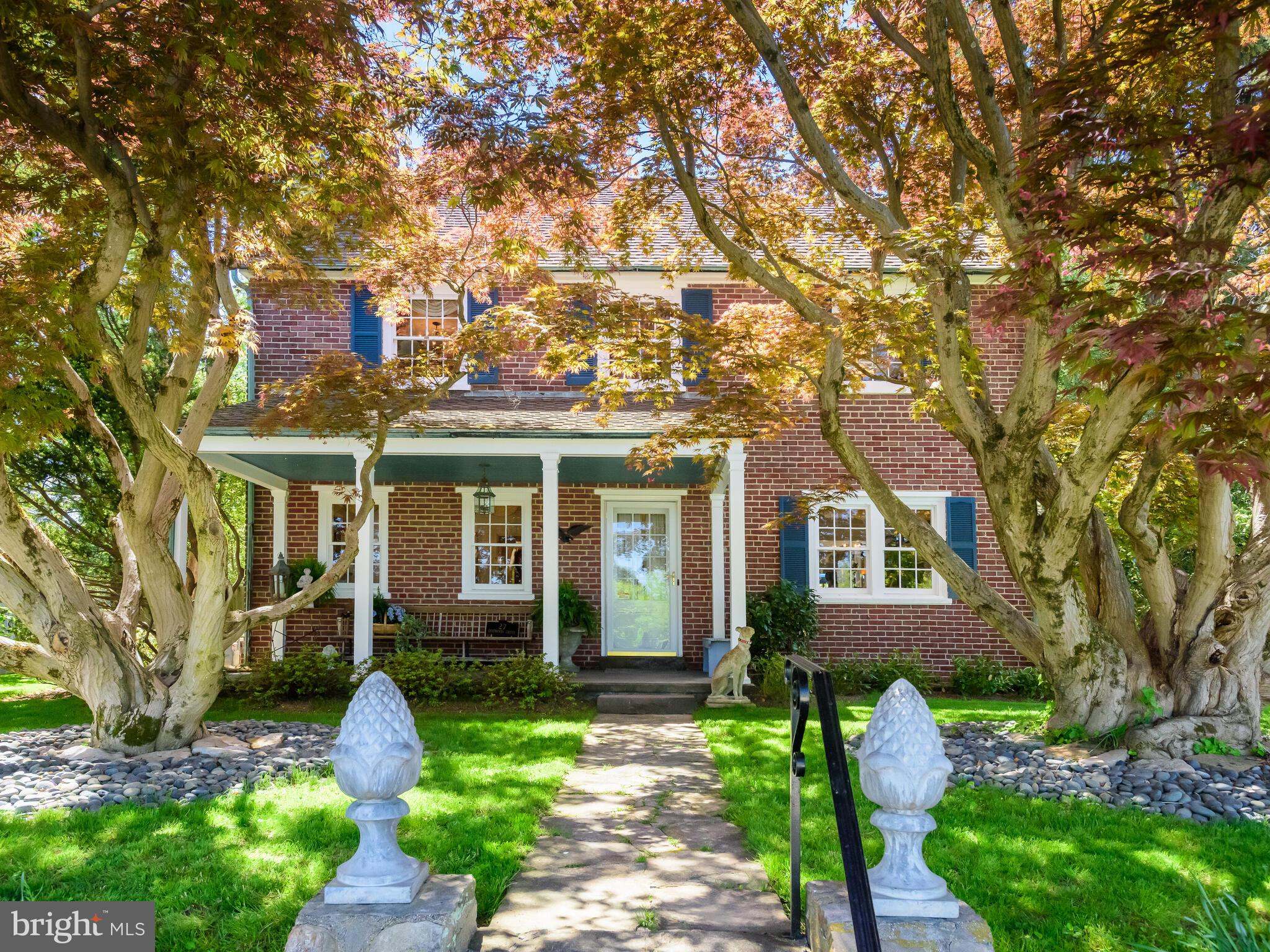 HAMORTON VILLAGE - Residential