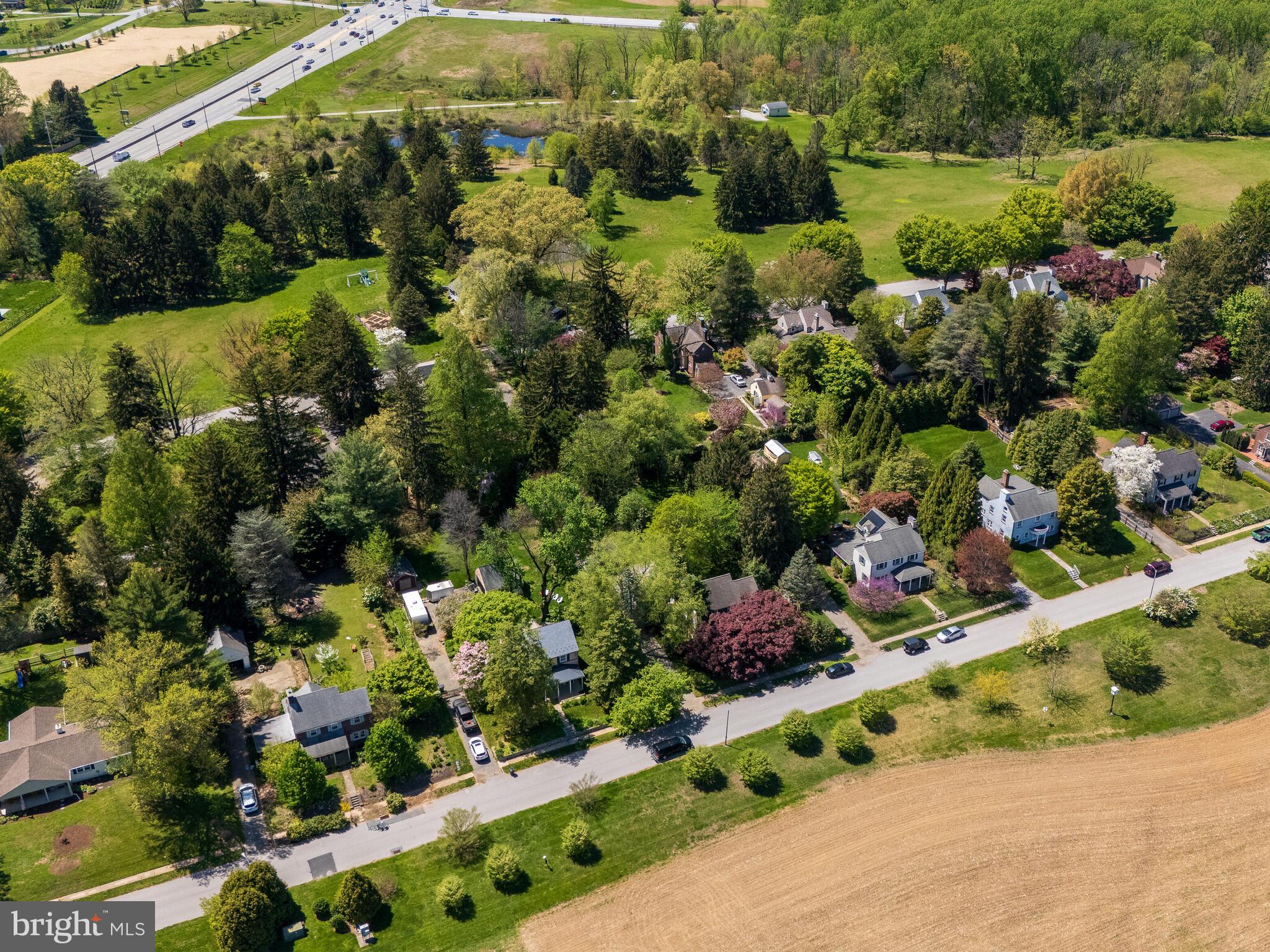 HAMORTON VILLAGE - Residential