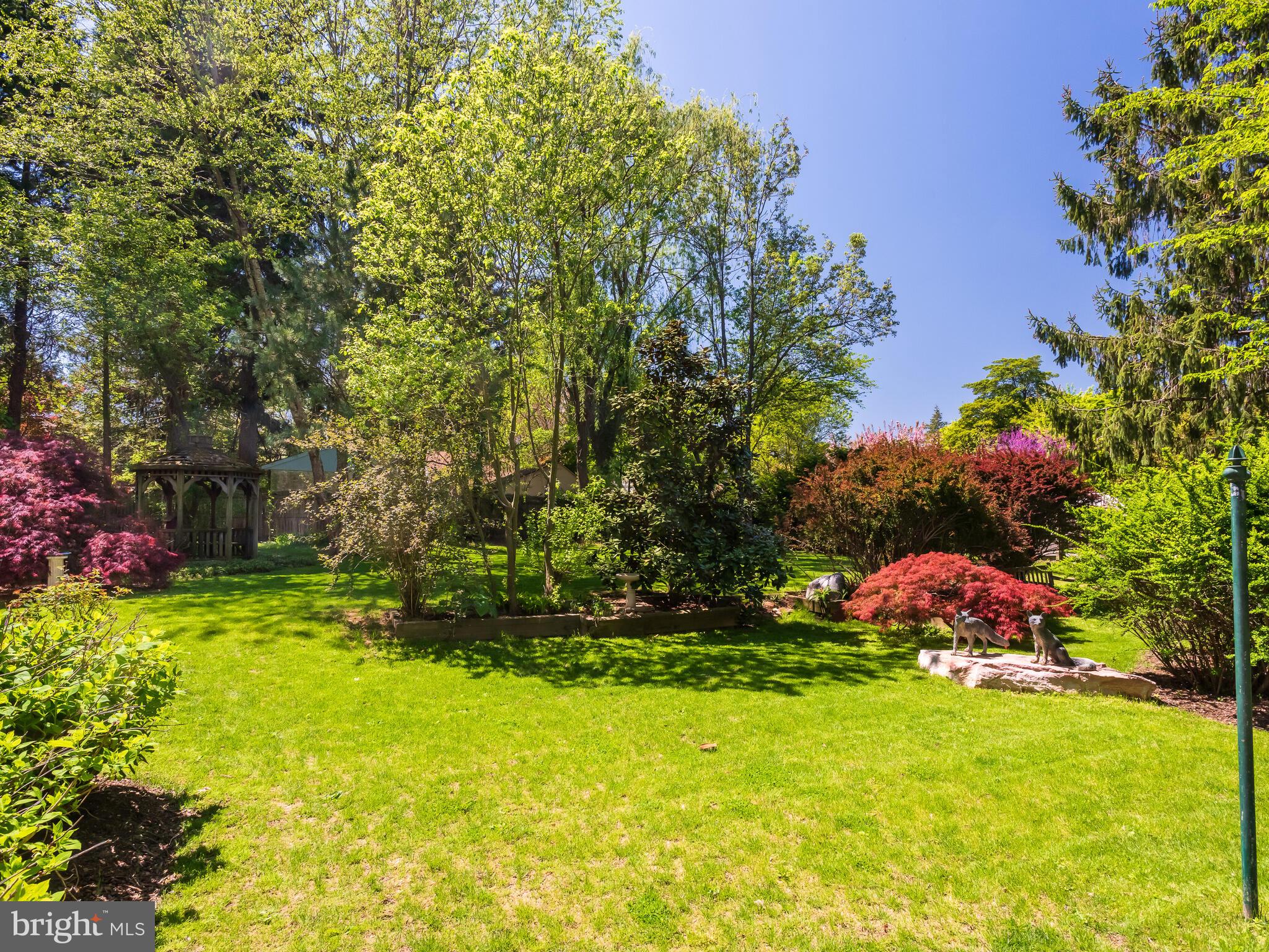 HAMORTON VILLAGE - Residential