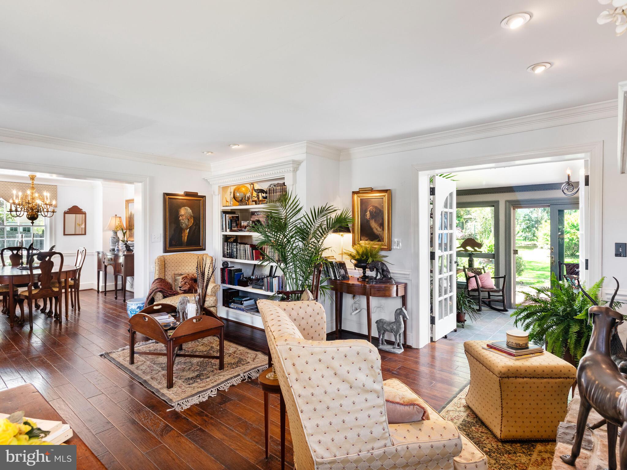 HAMORTON VILLAGE - Residential