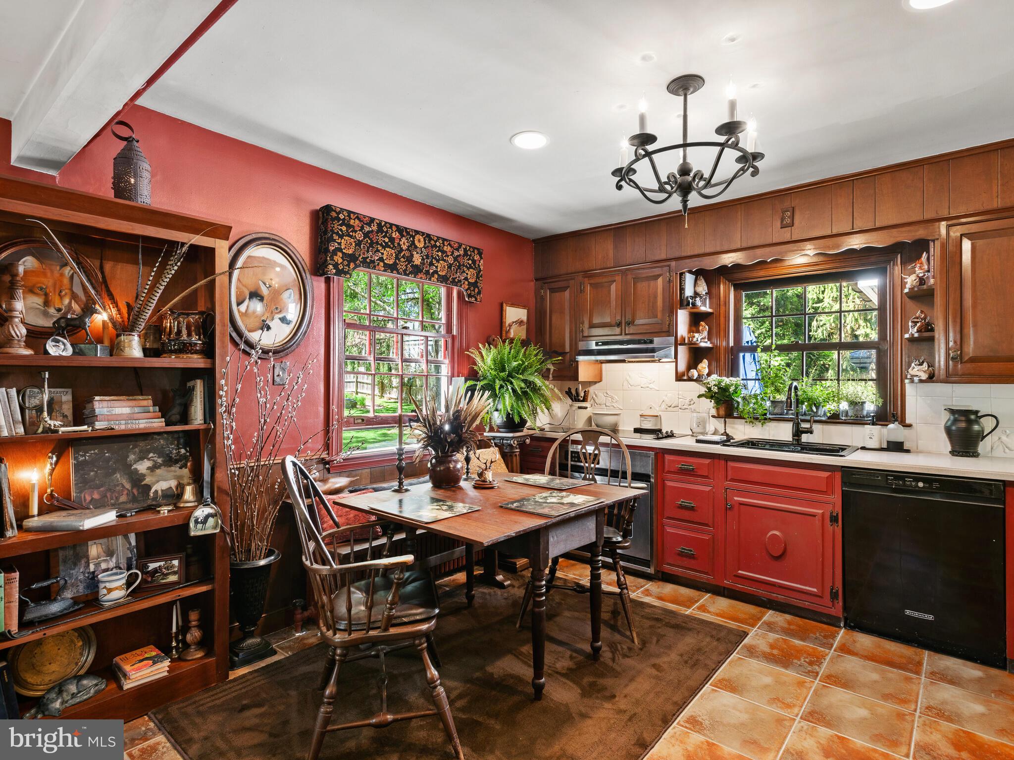 HAMORTON VILLAGE - Residential