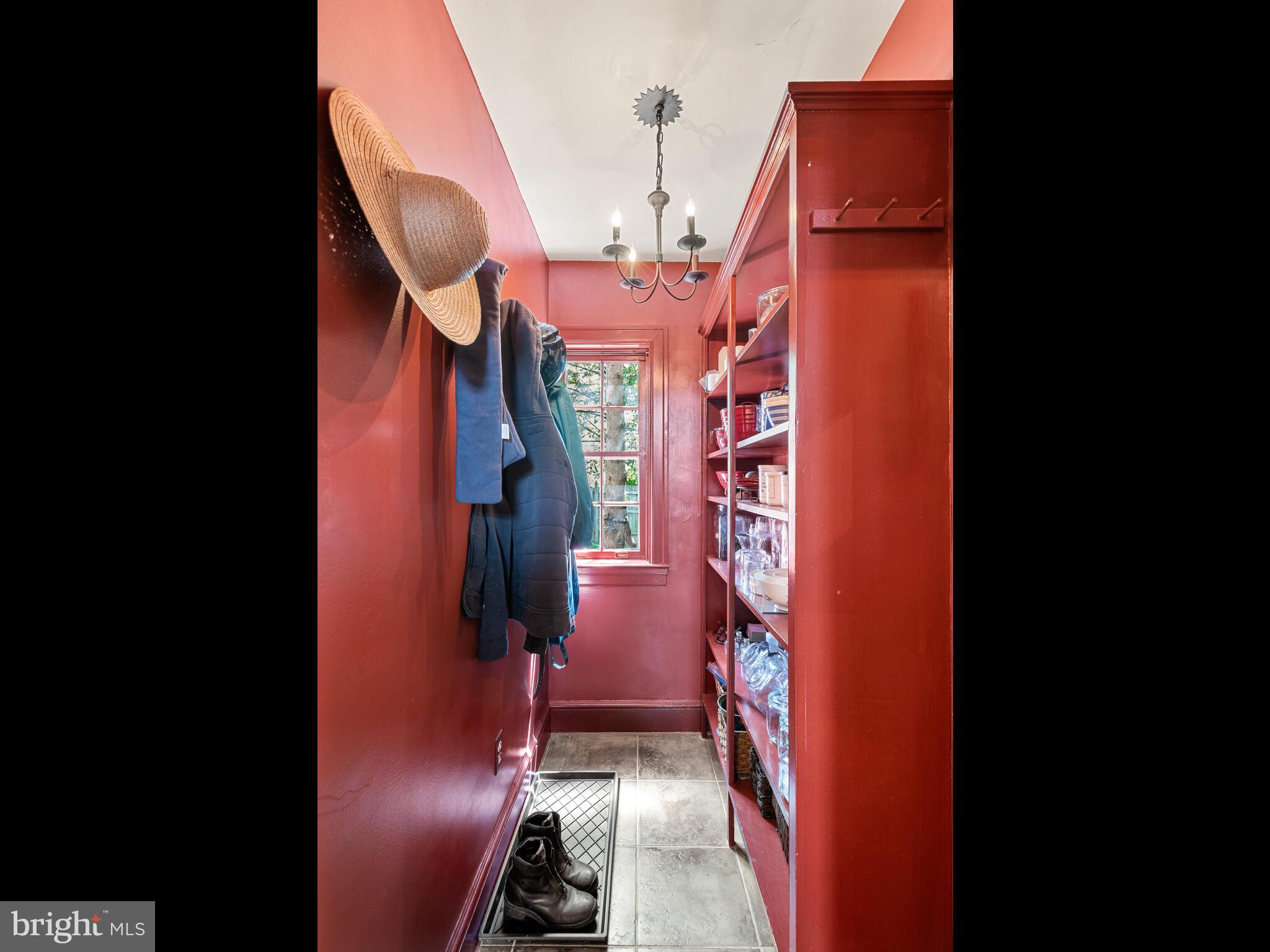 HAMORTON VILLAGE - Residential