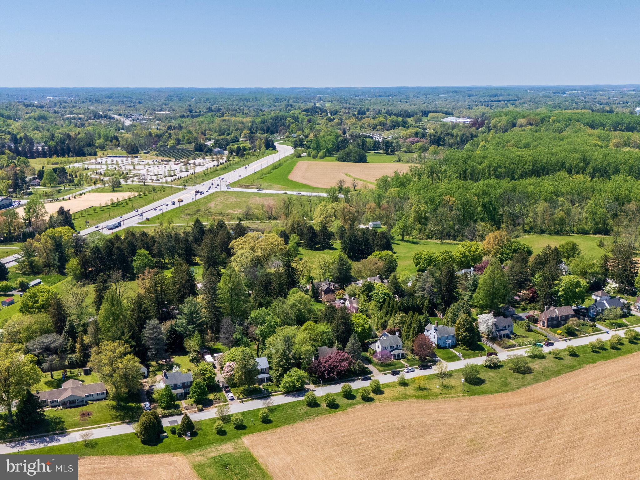 HAMORTON VILLAGE - Residential