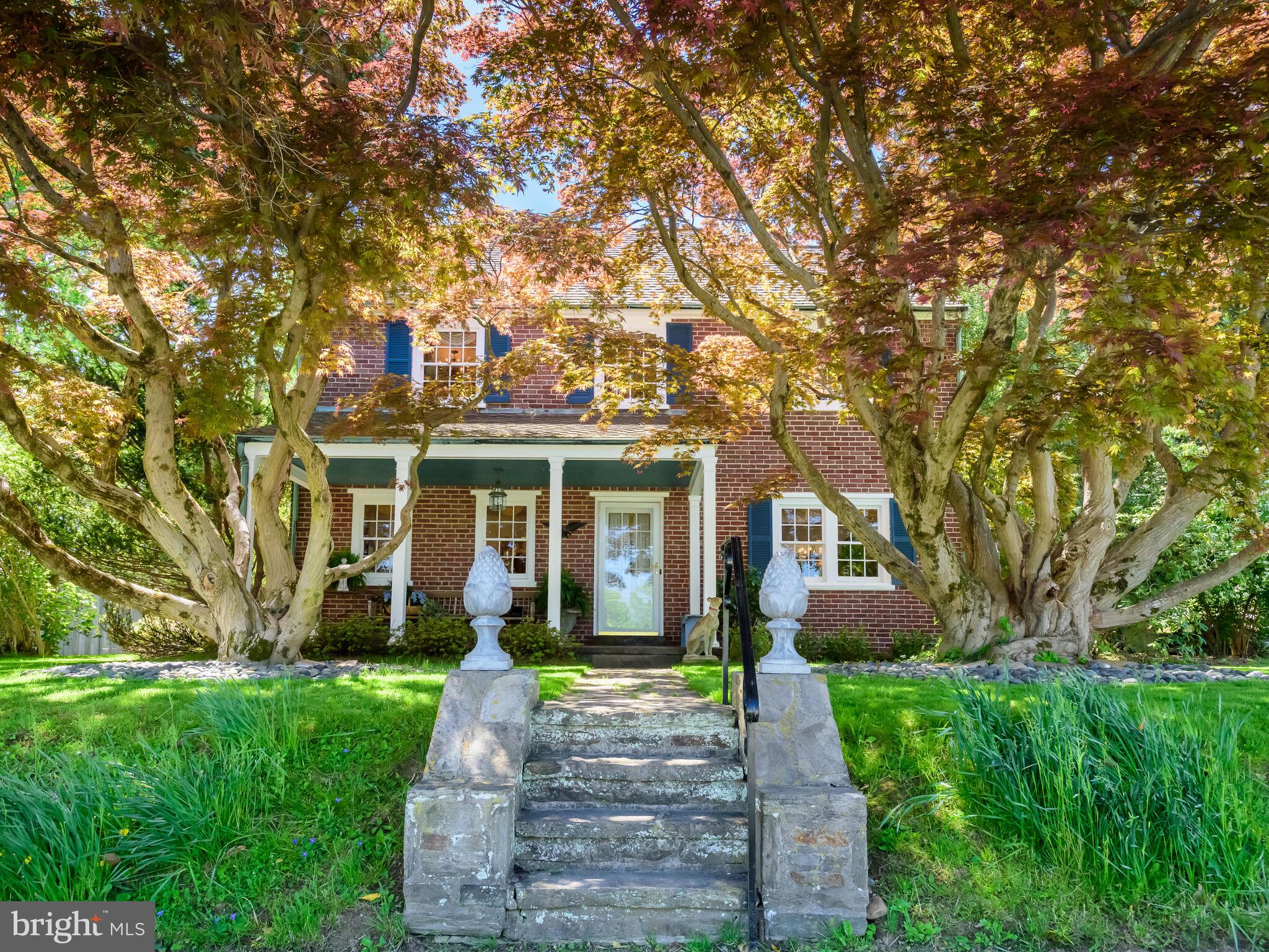 HAMORTON VILLAGE - Residential