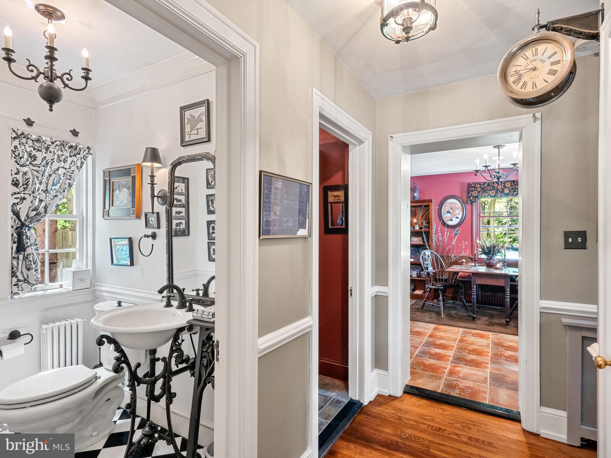 HAMORTON VILLAGE - Residential