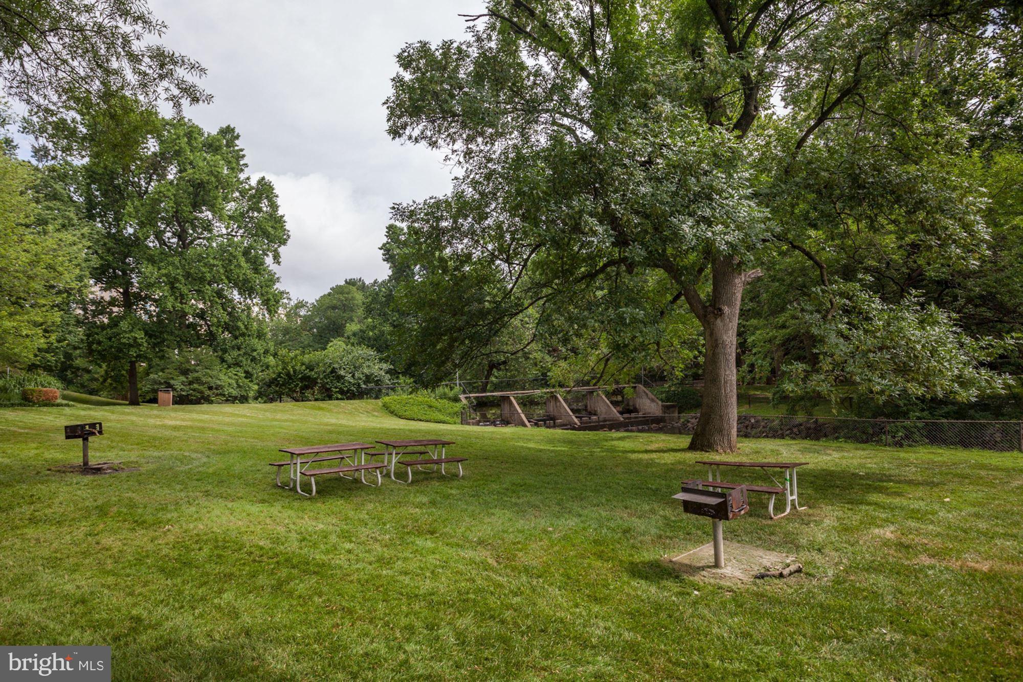 GROSVENOR PARK - Residential Lease