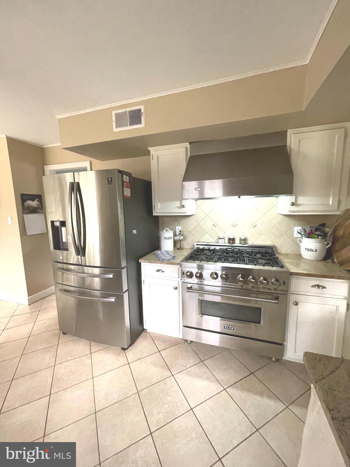 GOSHEN HUNT HILLS - Residential