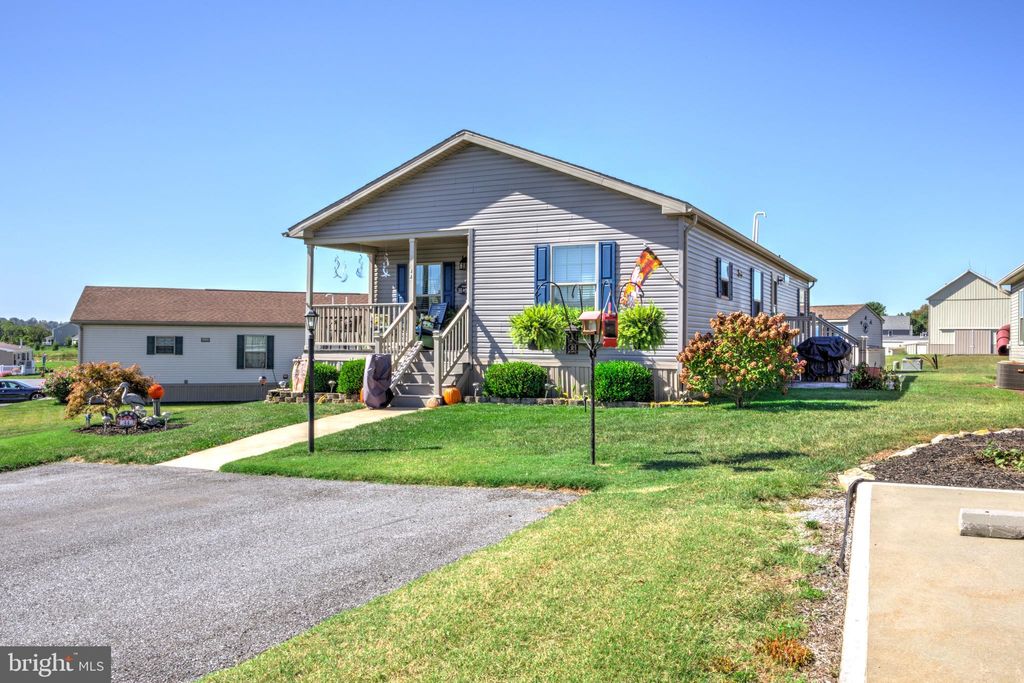 Photo of 44 Emily Lane, NEW HOLLAND, PA 17557 (MLS # PALA2077462)