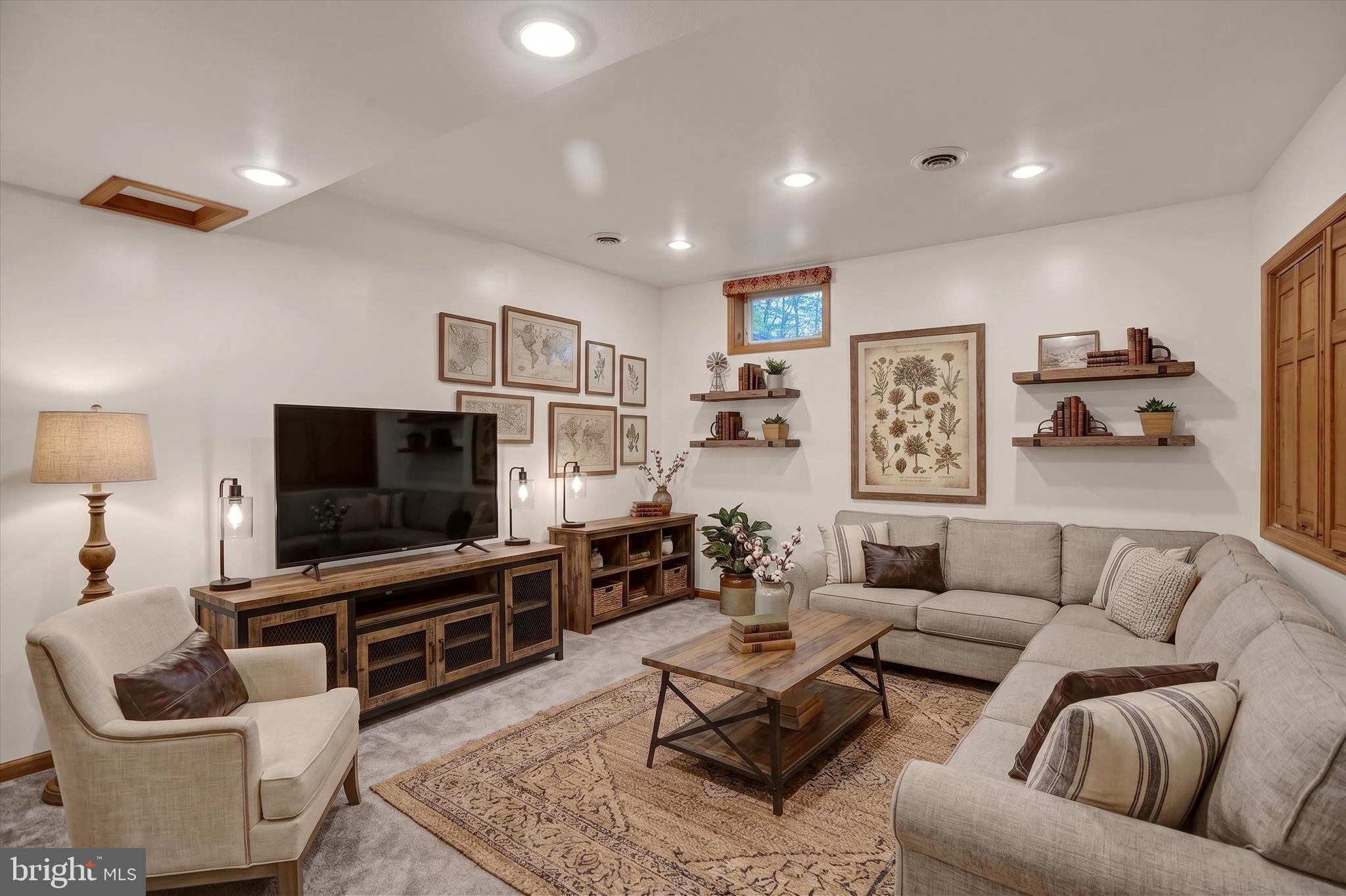 FOREST RIDGE - Residential