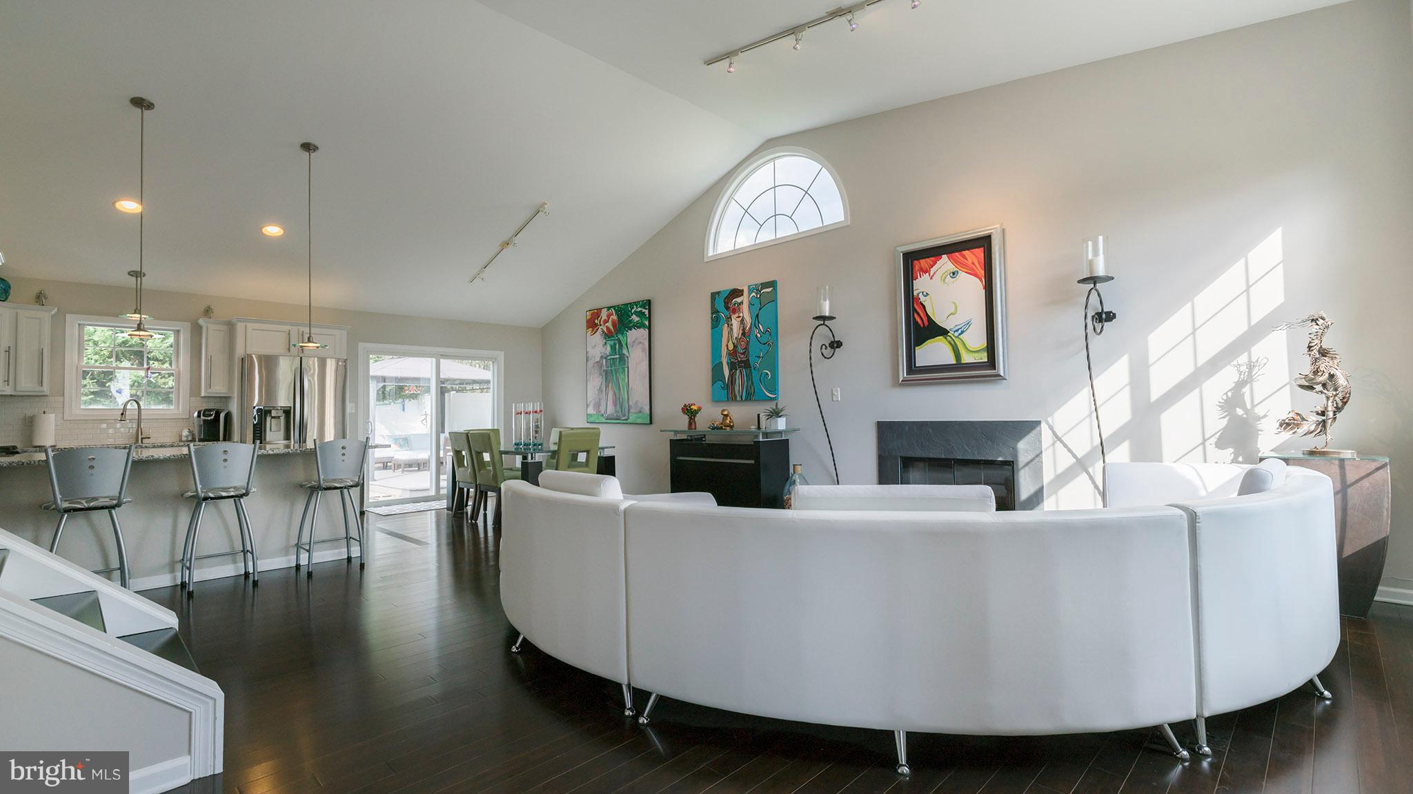 WILLOW CREEK - Residential