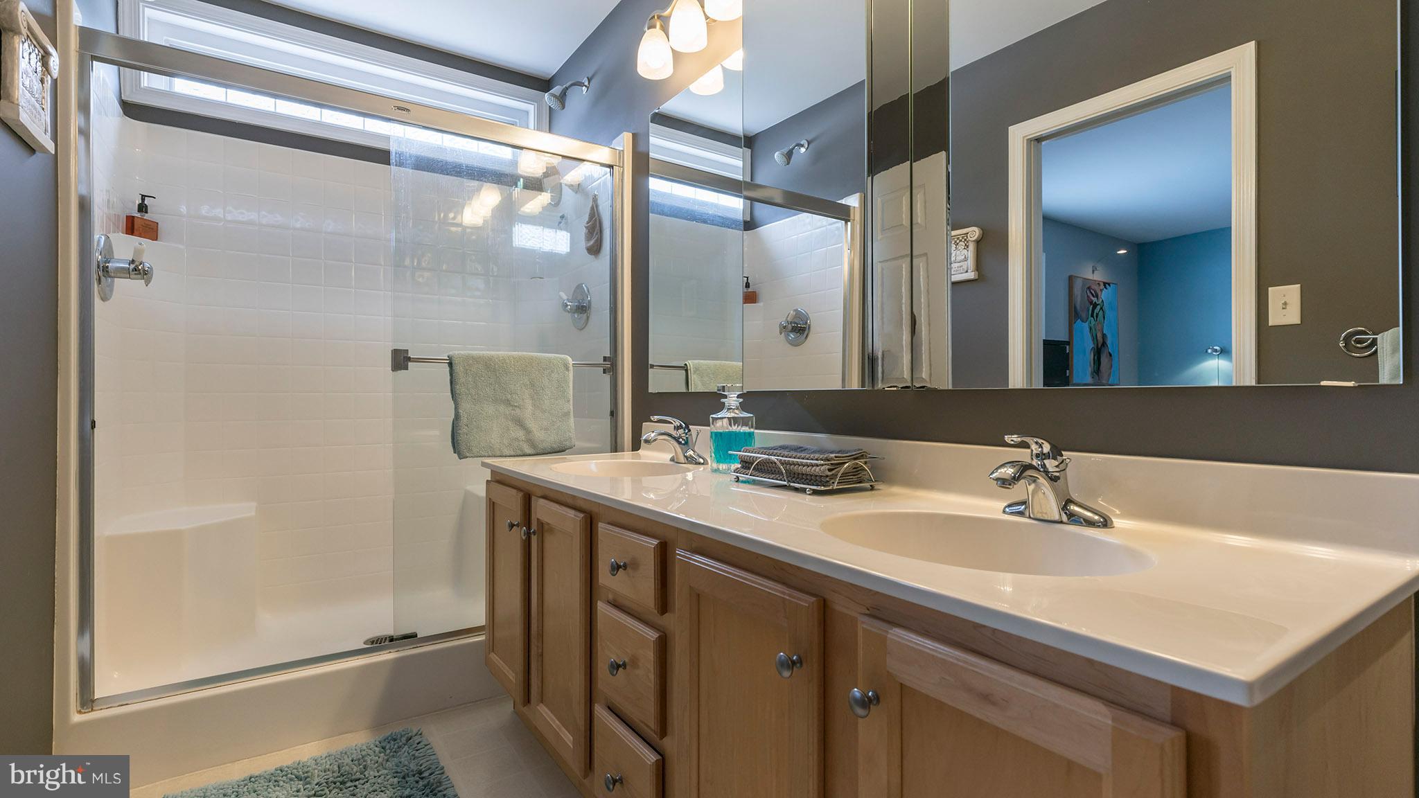 WILLOW CREEK - Residential