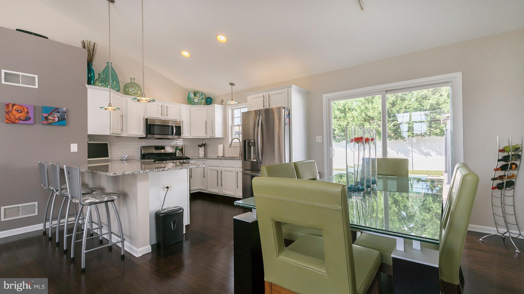 WILLOW CREEK - Residential