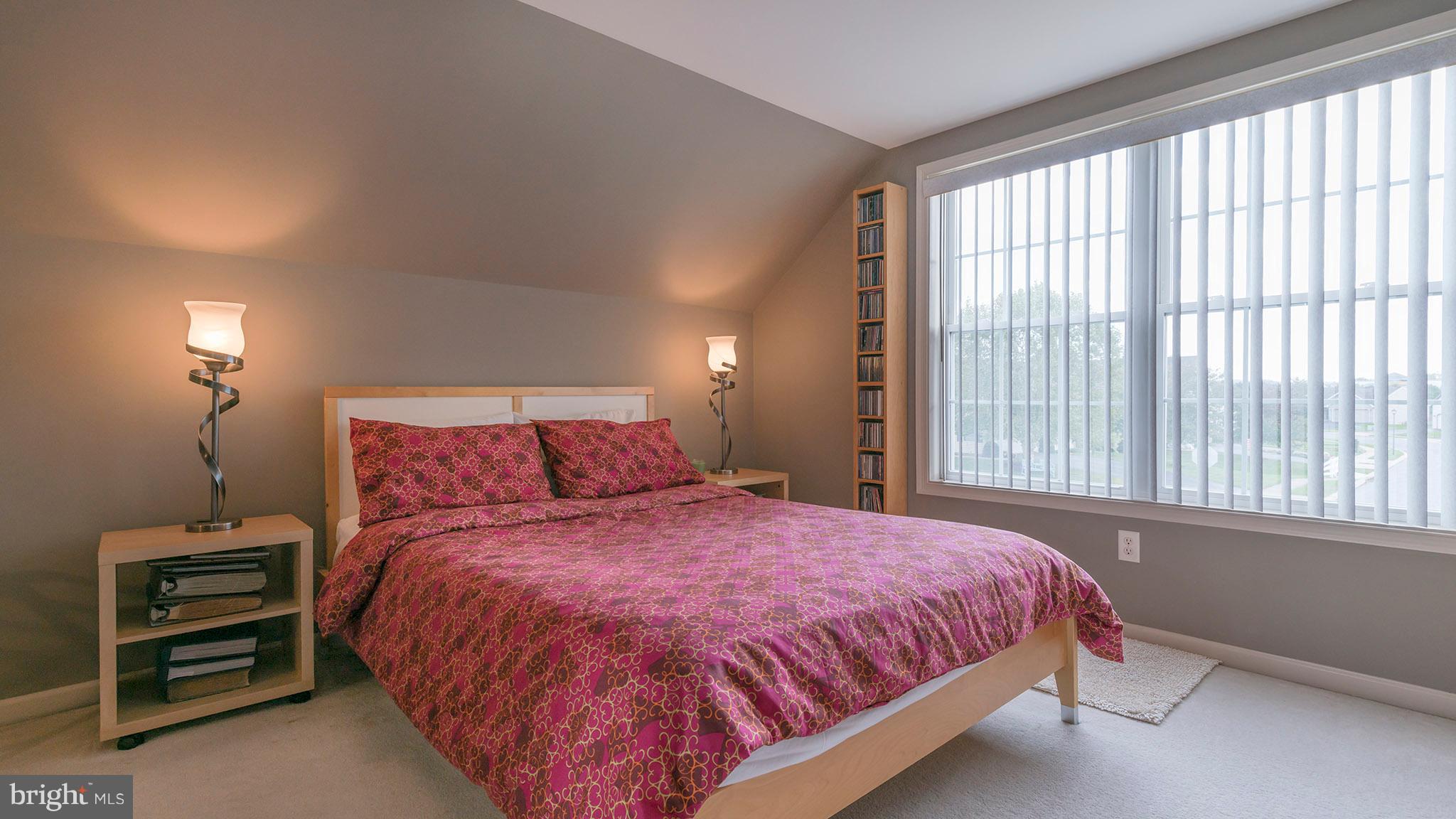 WILLOW CREEK - Residential