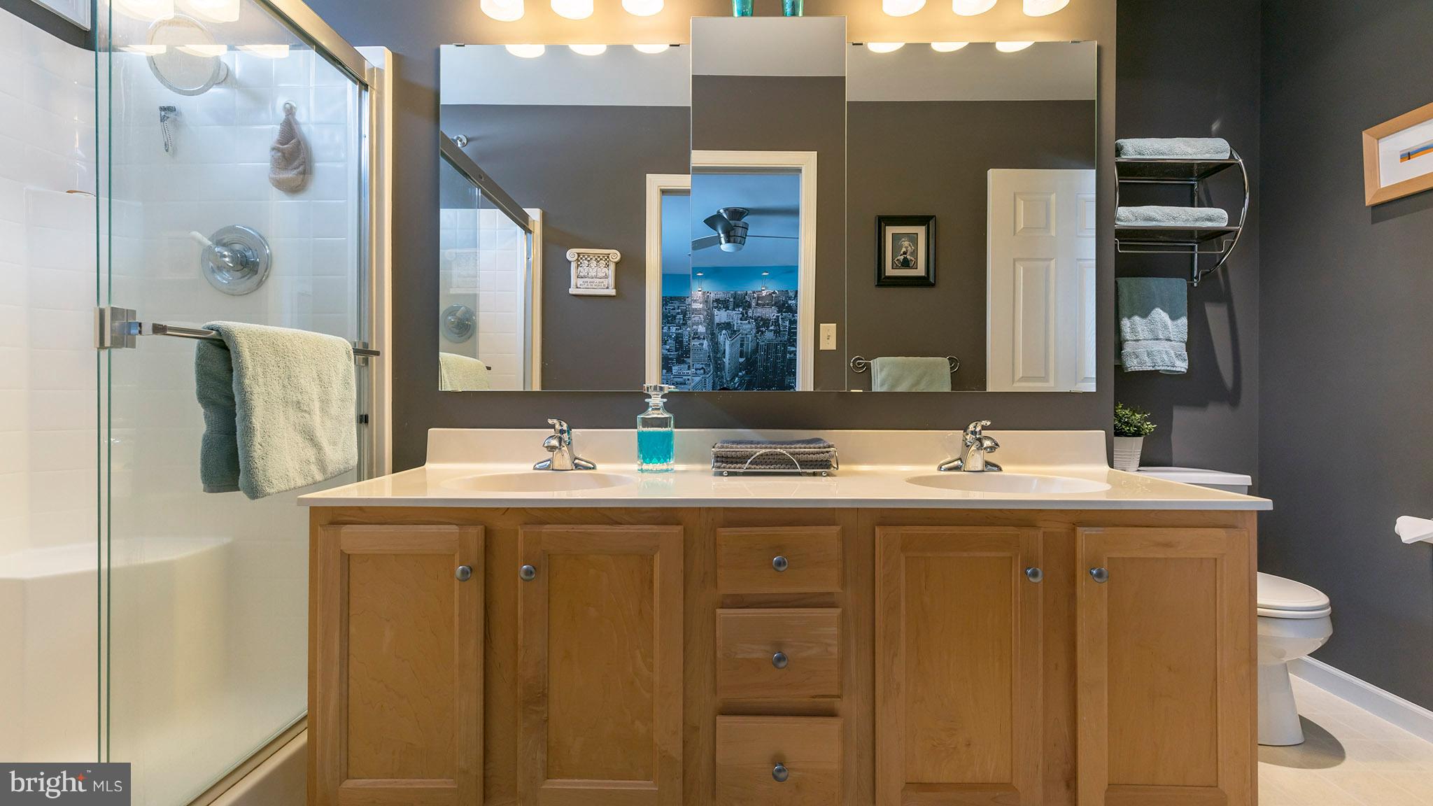 WILLOW CREEK - Residential